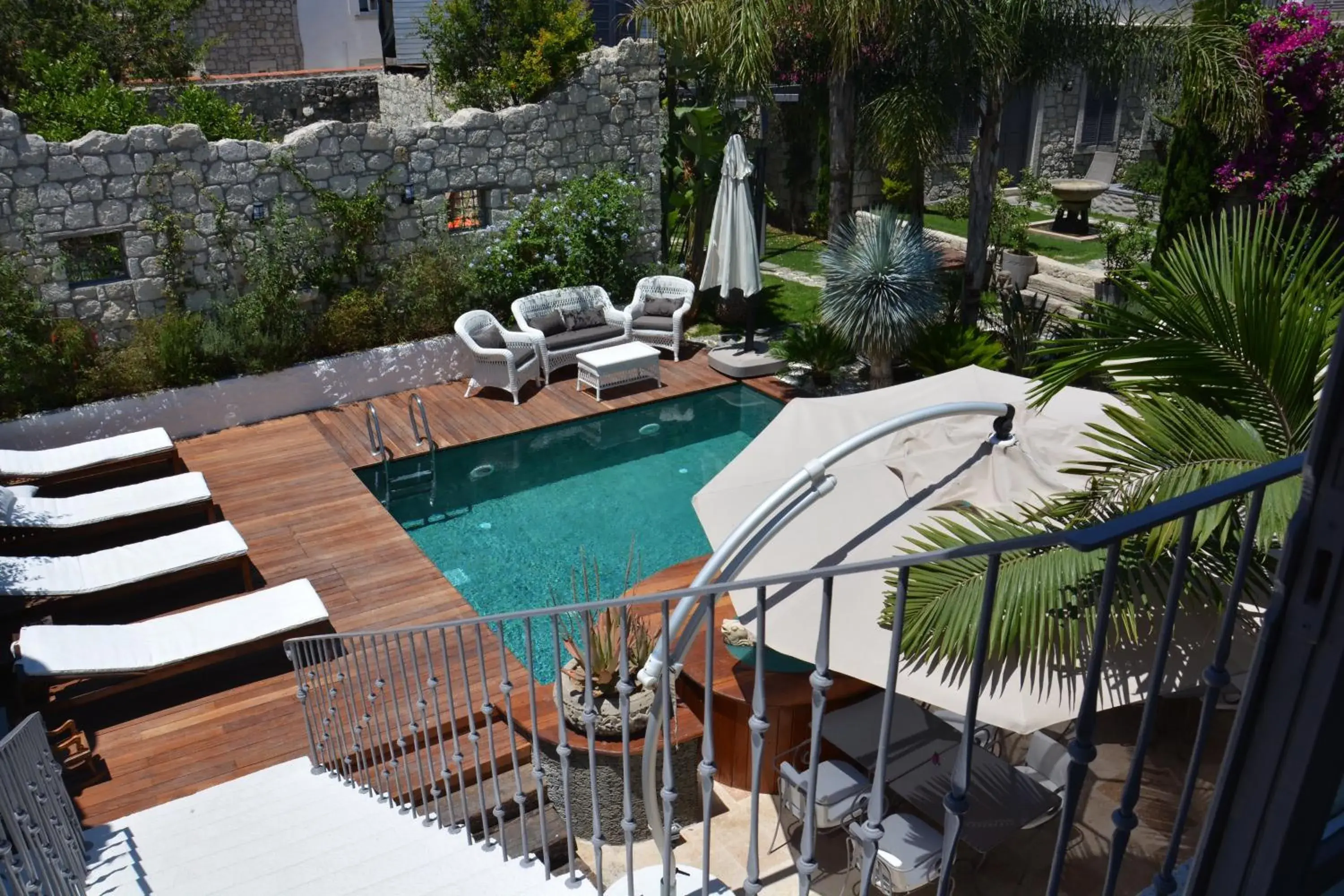 Pool view in Alaçatı Ala Hotel - Special Category Pool view in Alaçatı Ala Hotel - Special Category