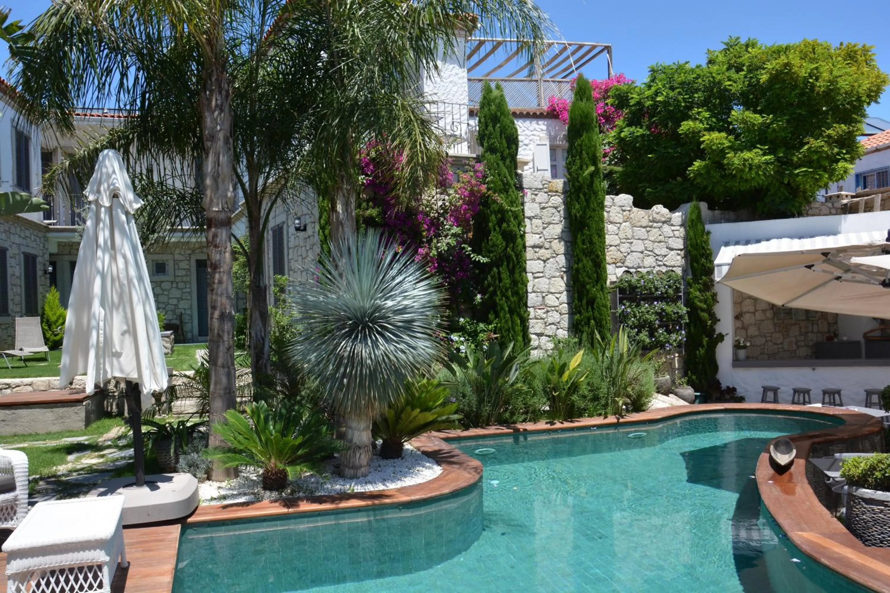 Swimming pool in Alaçatı Ala Hotel - Special Category