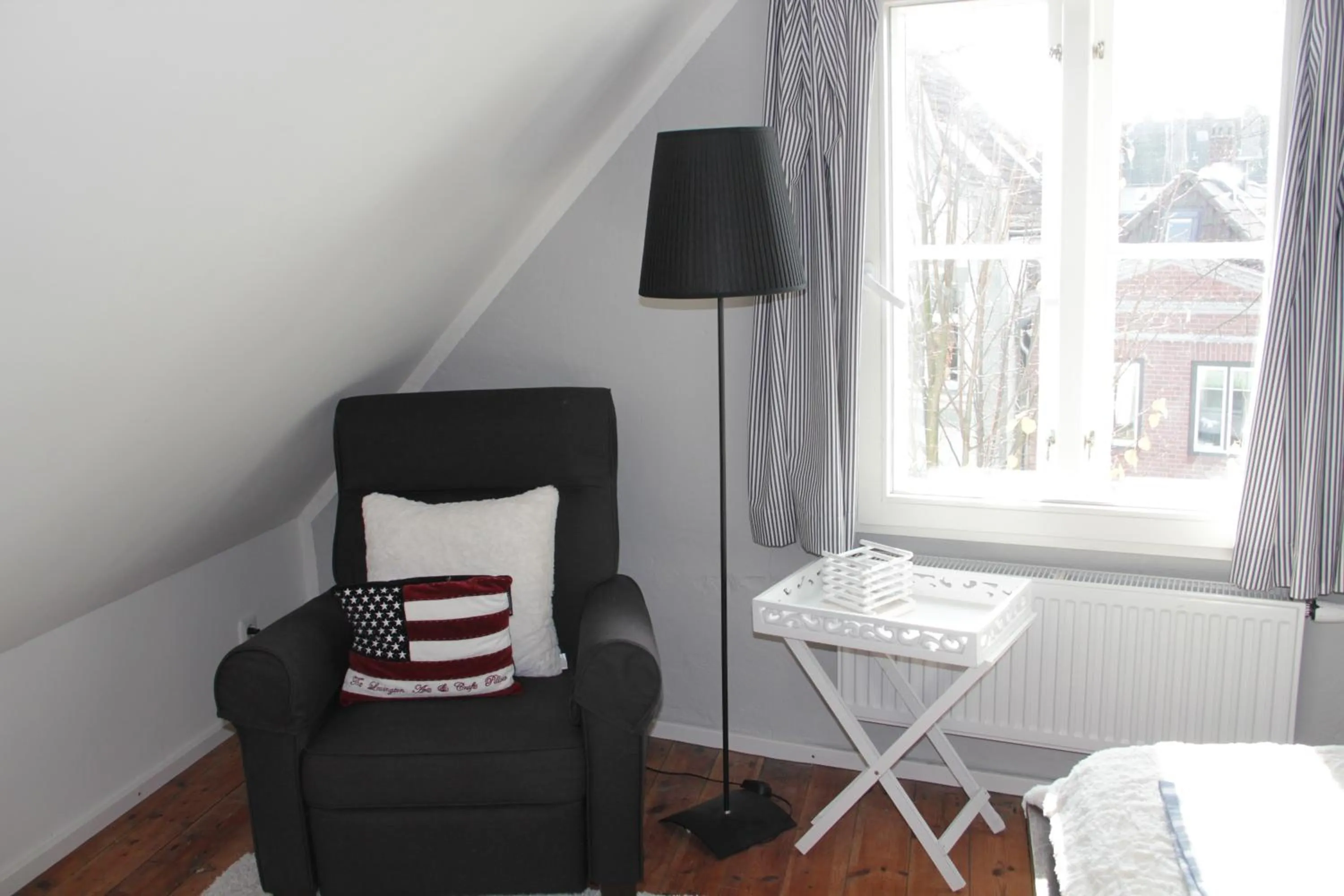 Seating area in Hotel Lili Marleen