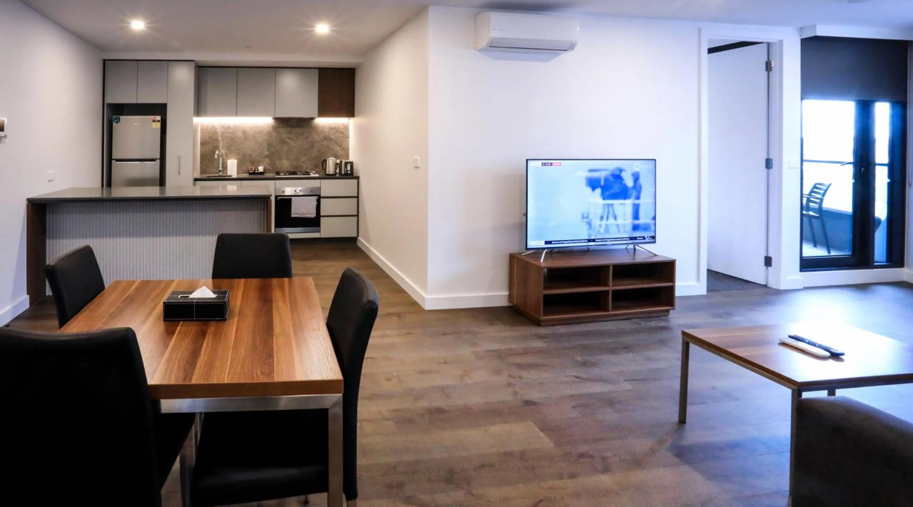 TV and multimedia in Flagstaff Green Apartments