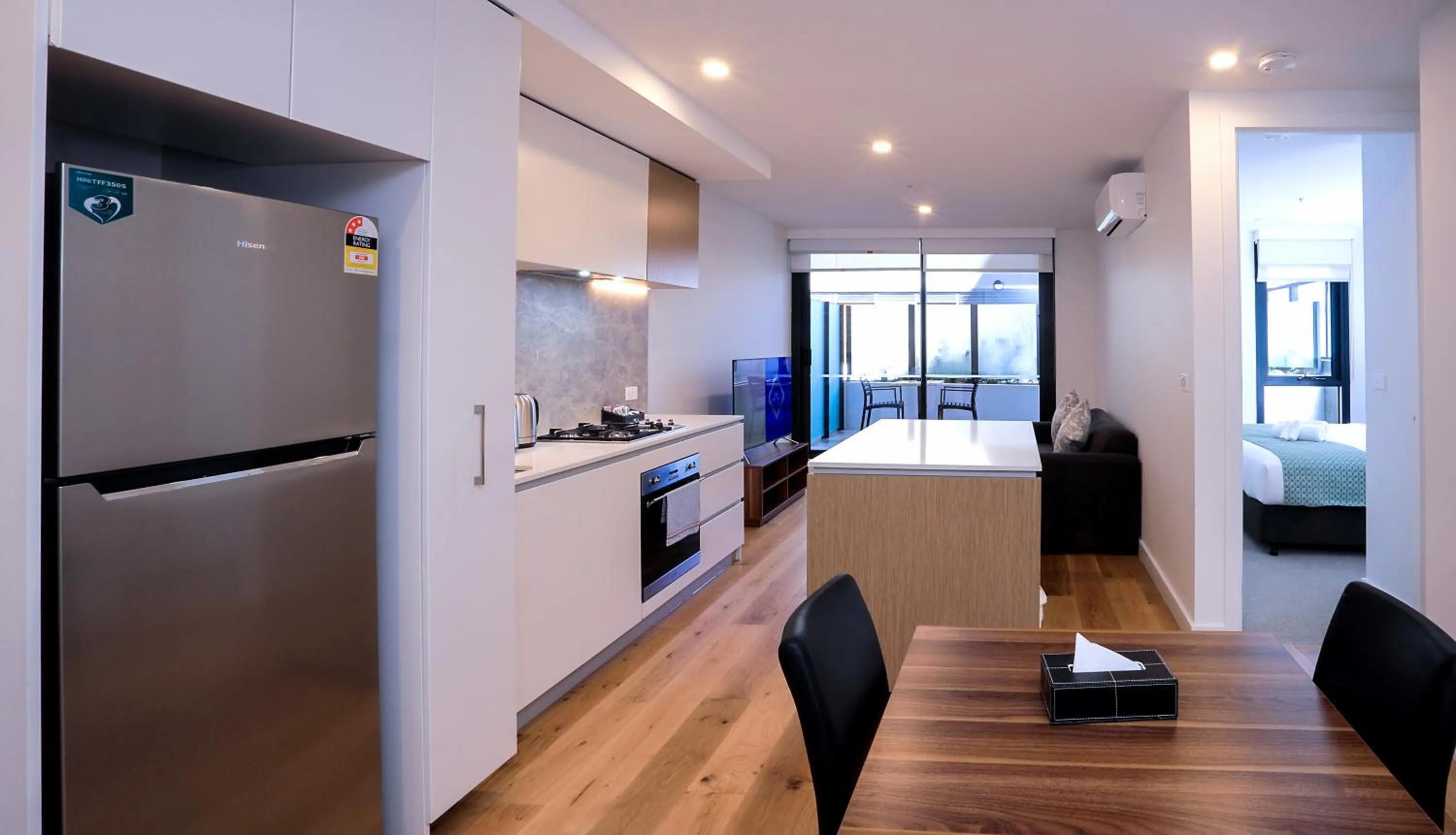 Kitchen or kitchenette in Flagstaff Green Apartments