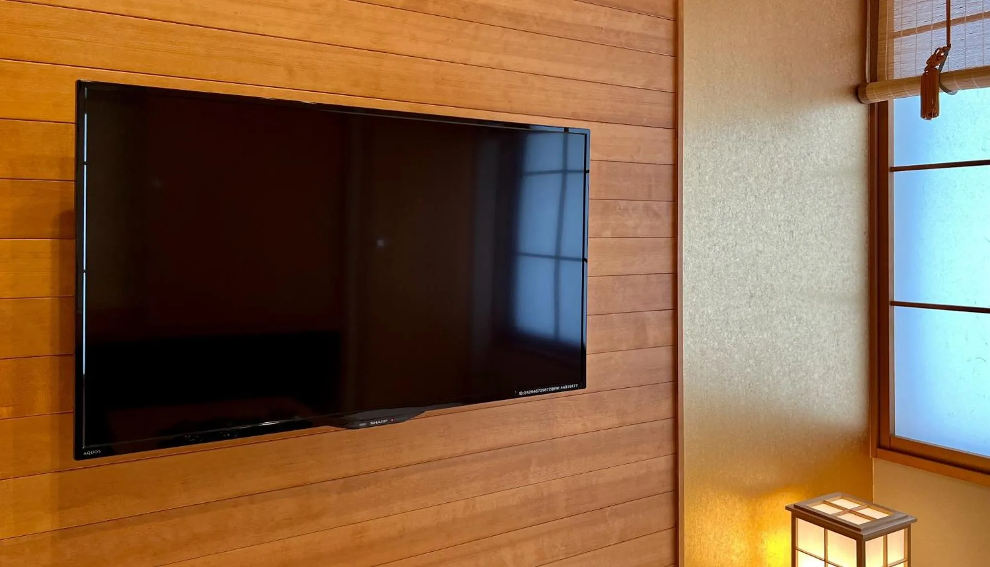 TV and multimedia in Tanakaya Kyoto Karasuma