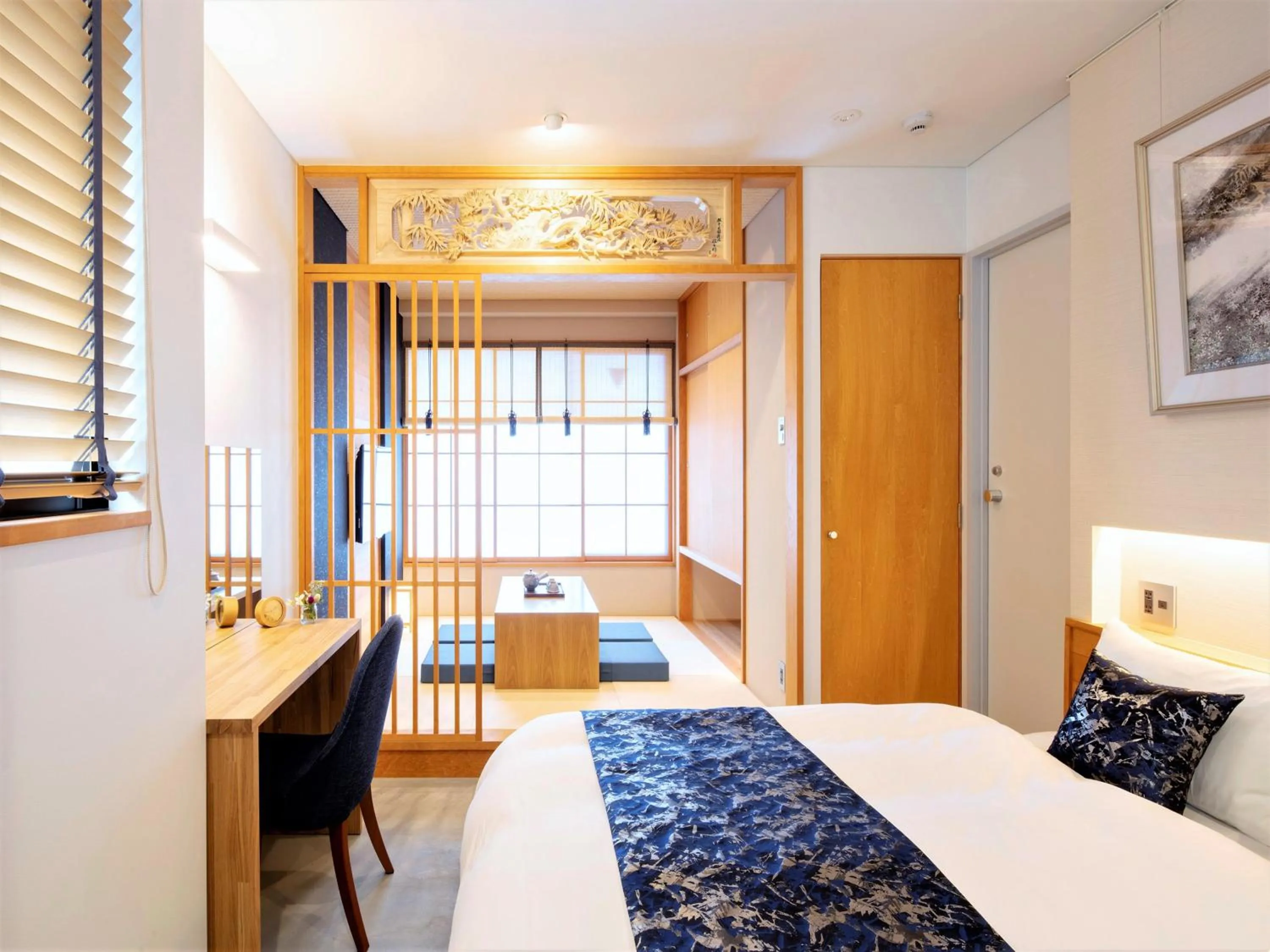 Photo of the whole room in Tanakaya Kyoto Karasuma