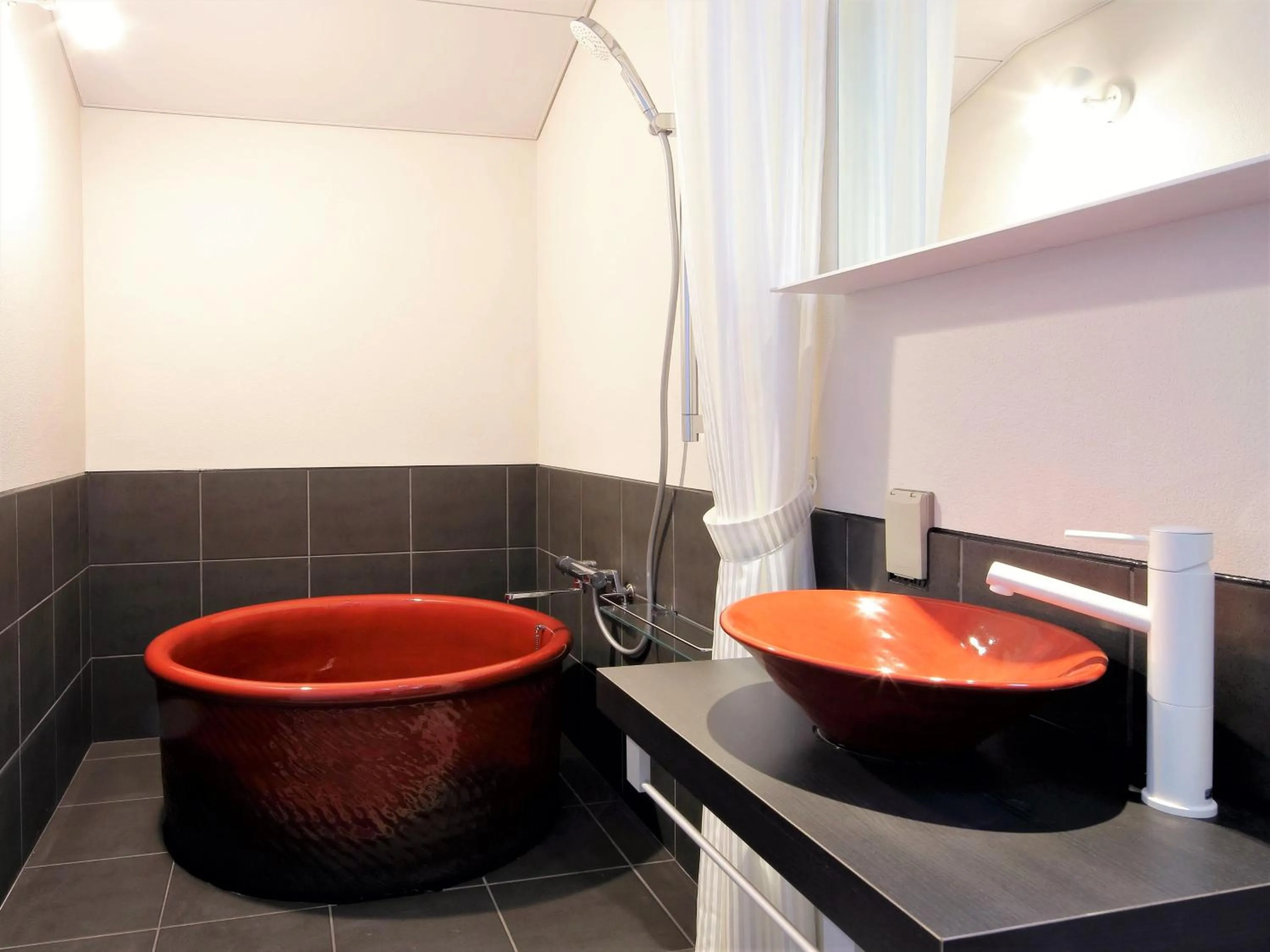 Bathroom in Tanakaya Kyoto Karasuma