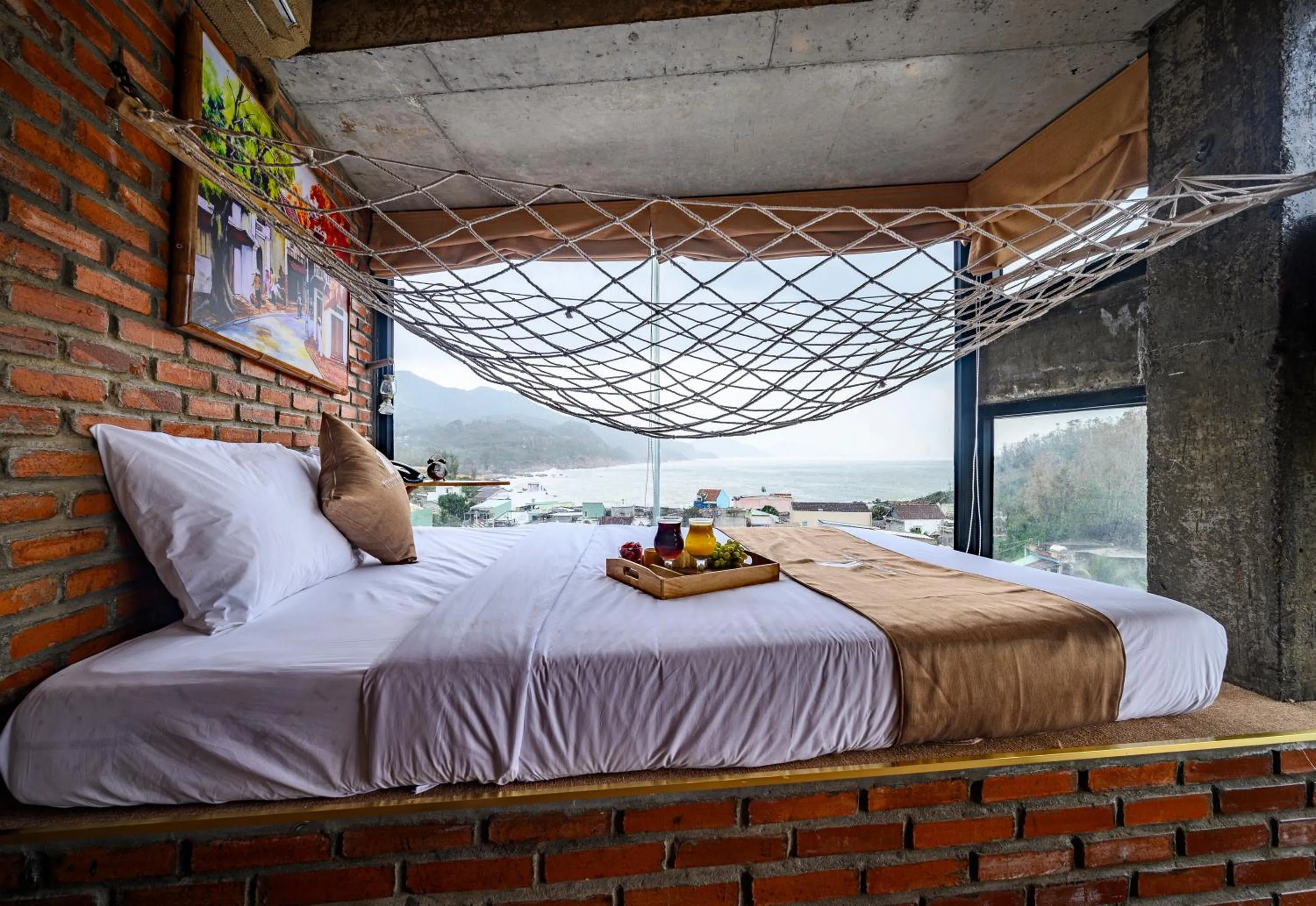 Bedroom, Bed in Mira Bãi Xếp Quy Nhơn - The Hidden Jewel