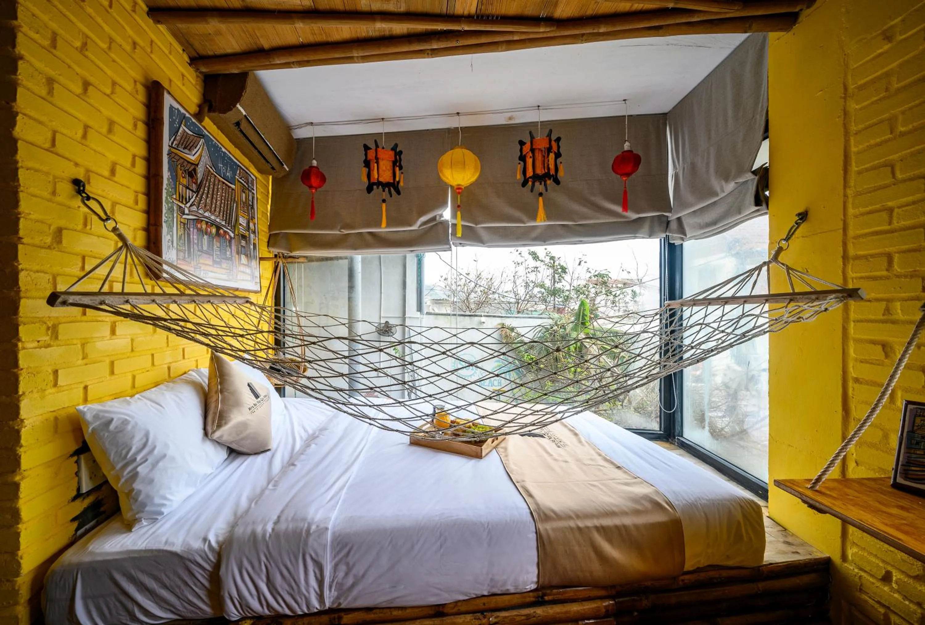 Bedroom, Bed in Mira Bãi Xếp Quy Nhơn - The Hidden Jewel
