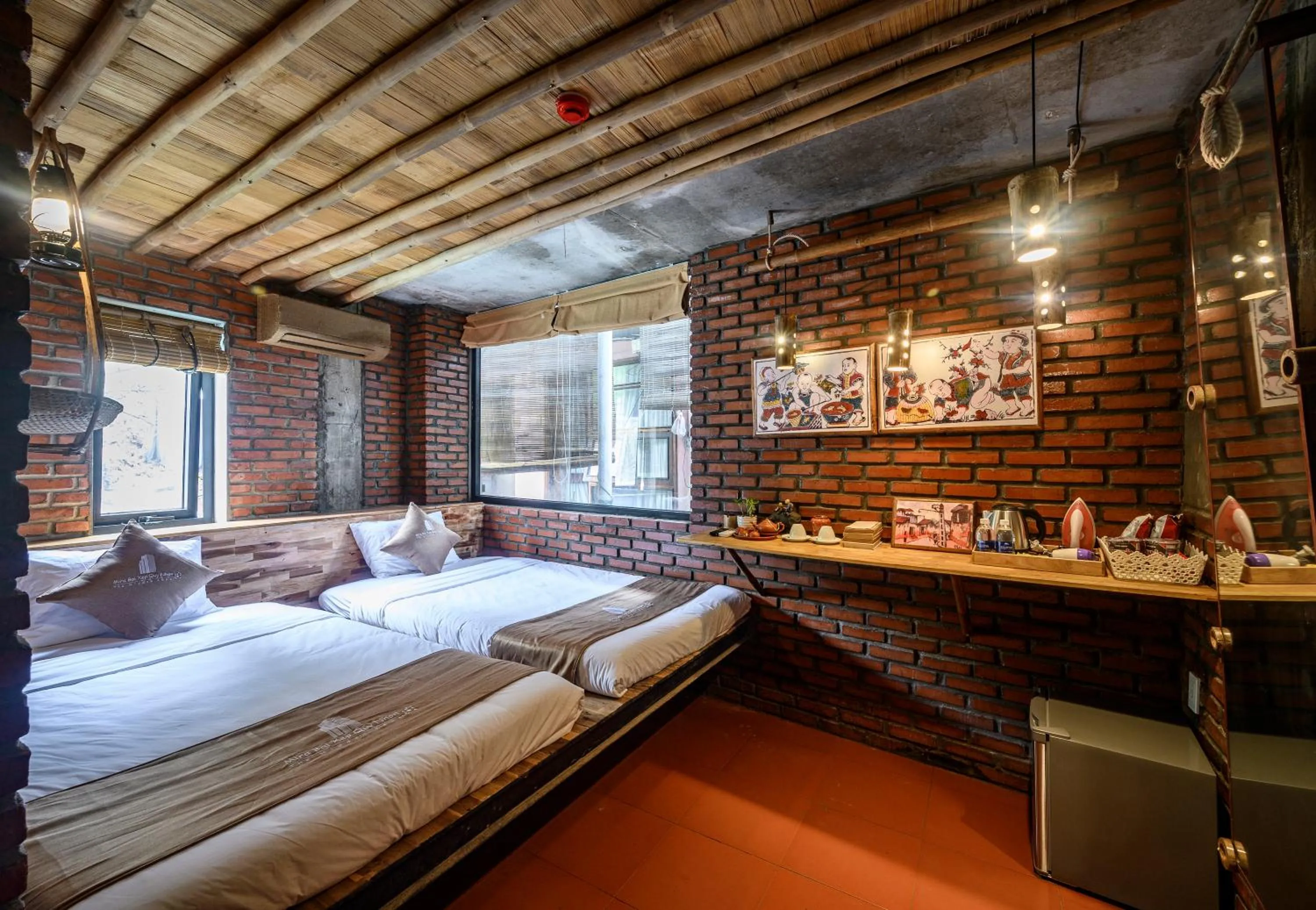 Photo of the whole room, Bed in Mira Bãi Xếp Quy Nhơn - The Hidden Jewel