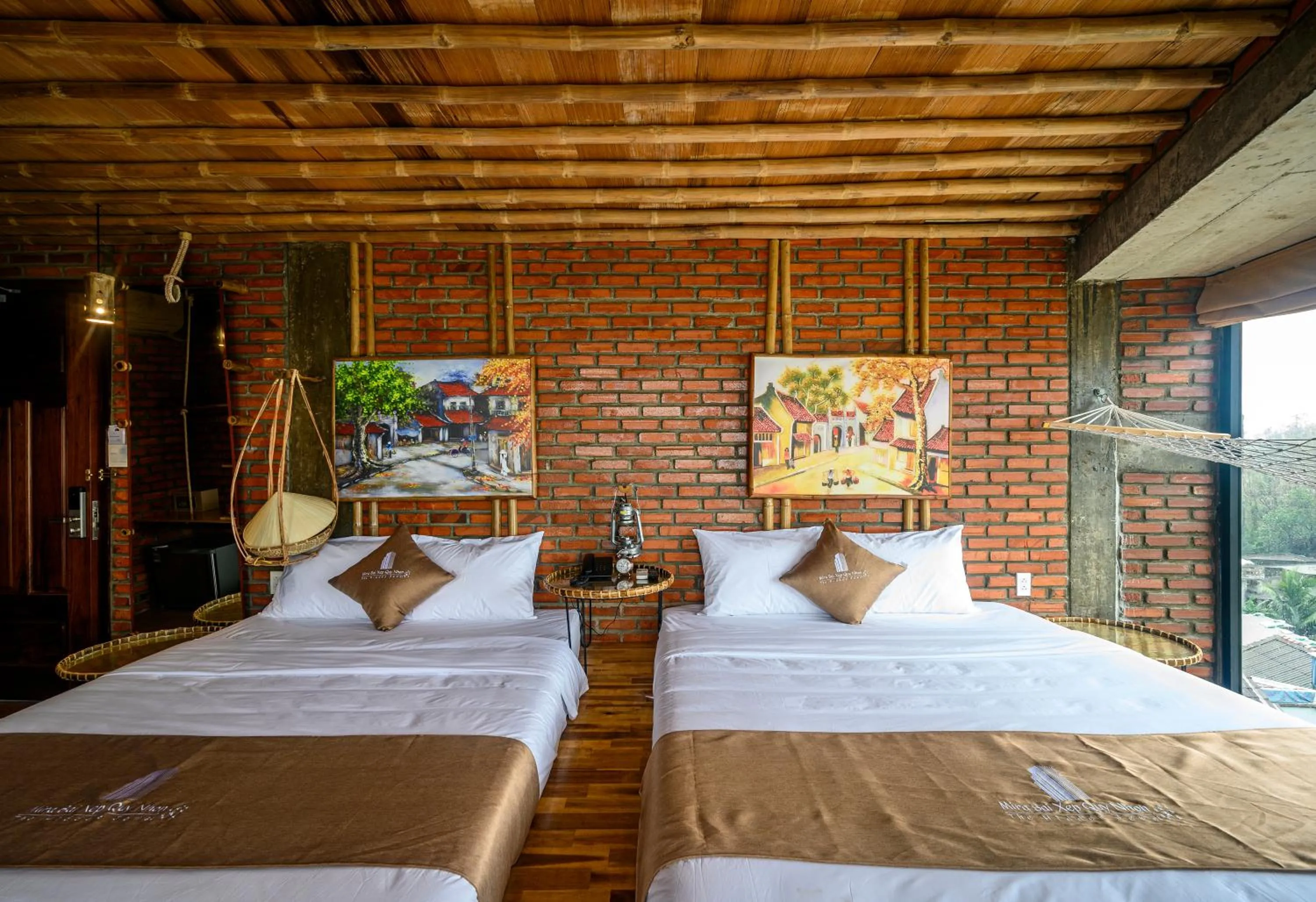 Bed in Mira Bãi Xếp Quy Nhơn - The Hidden Jewel