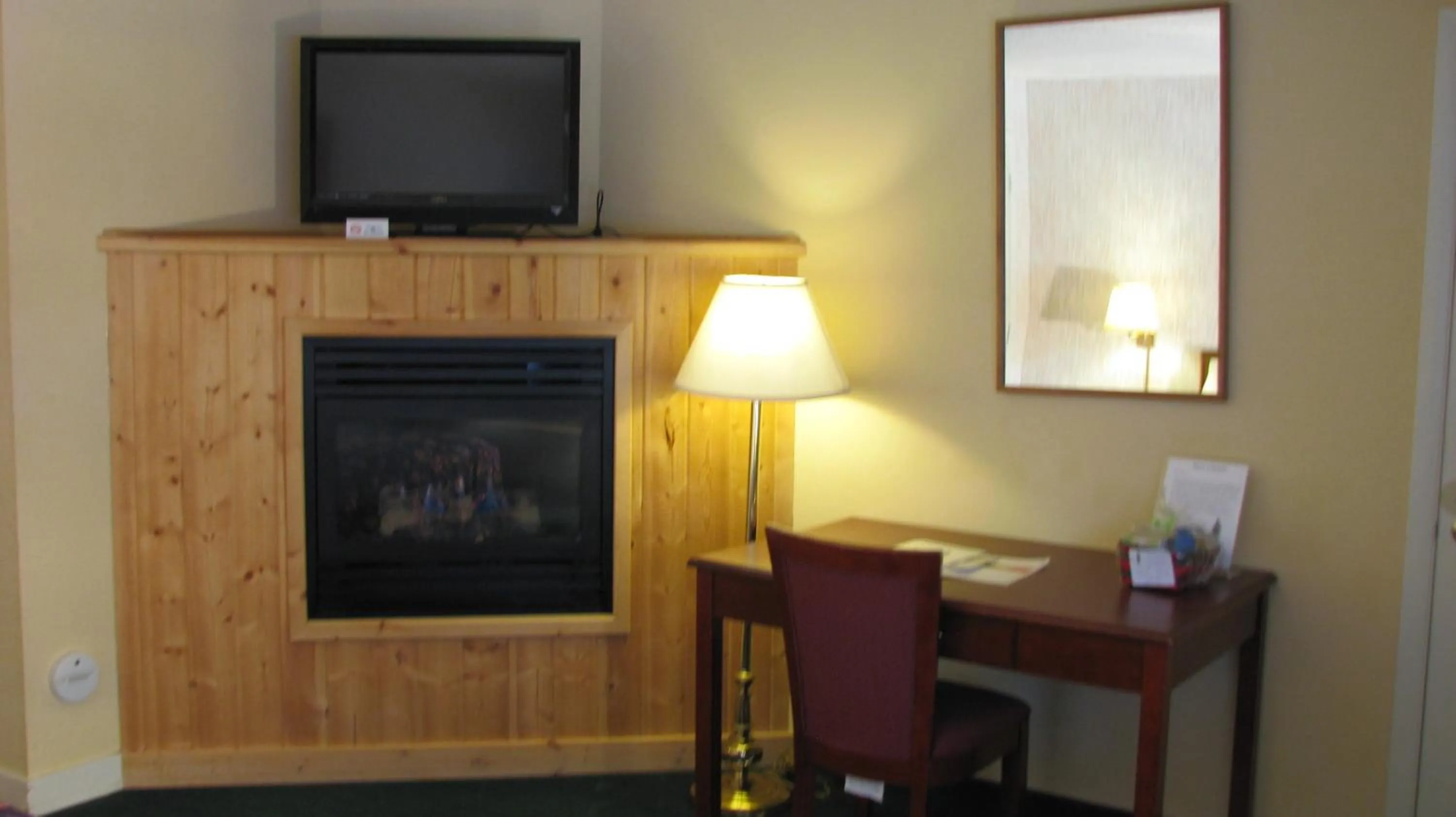 TV and multimedia in Big Pines Mountain House