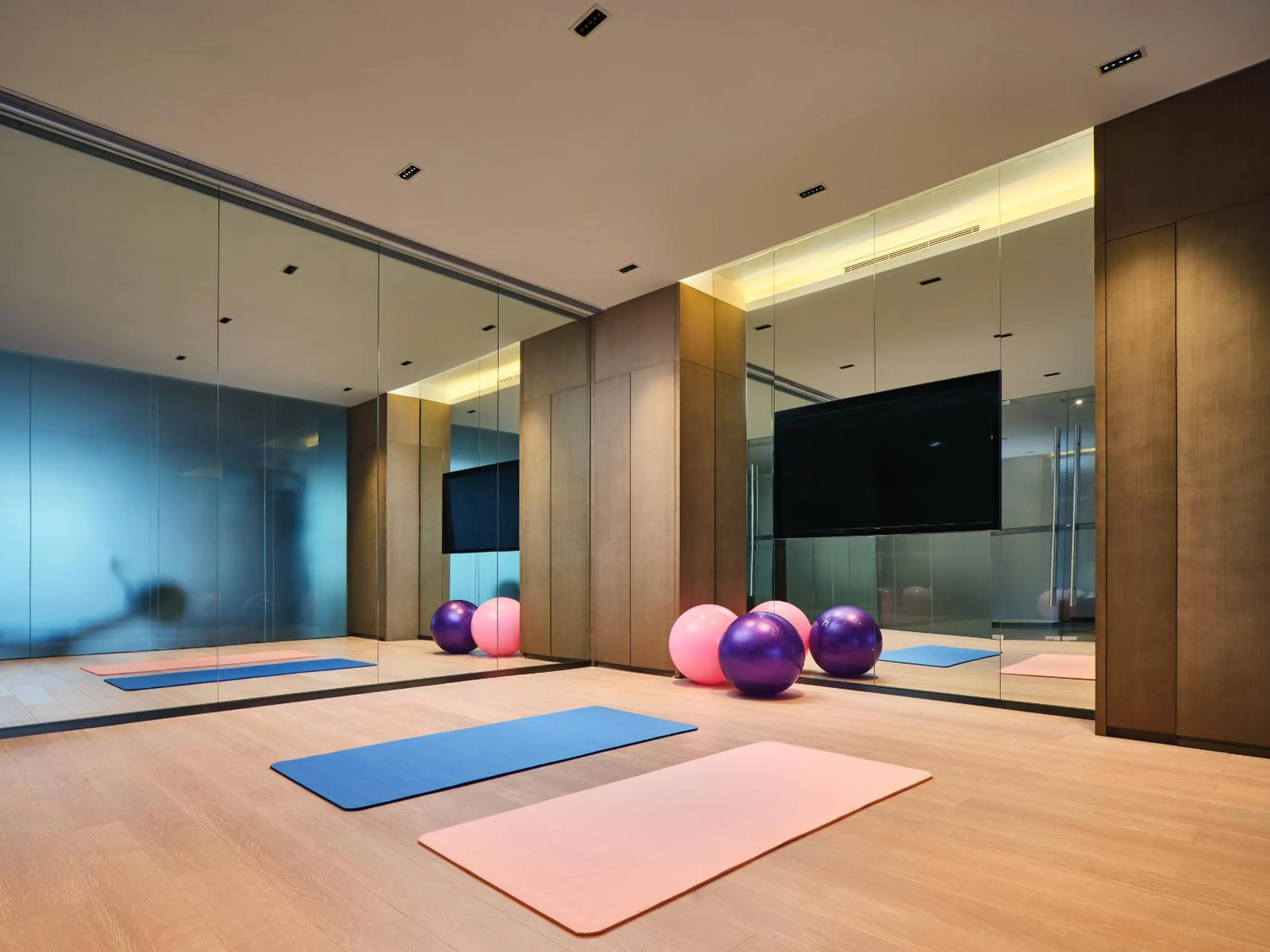 Fitness centre/facilities in The QUBE Hotel Ningbo North