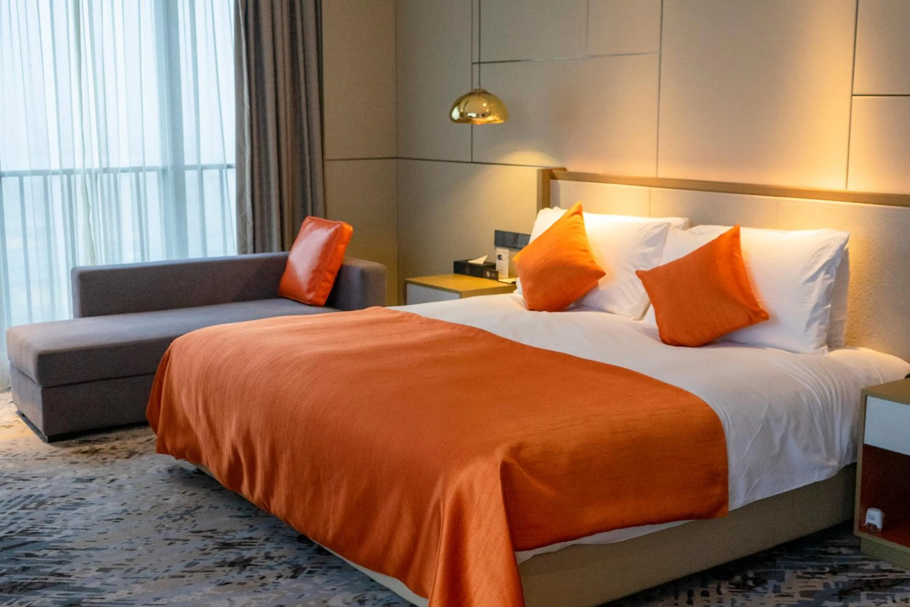 Bed in The QUBE Hotel Ningbo North