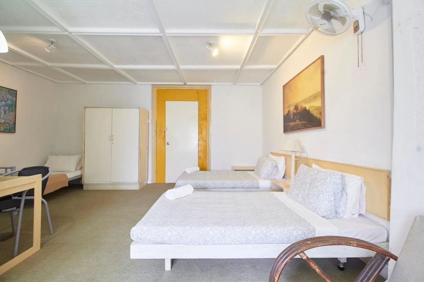 Photo of the whole room, Bed in Bellevue The Penang Hill Hotel, Bukit Bendera