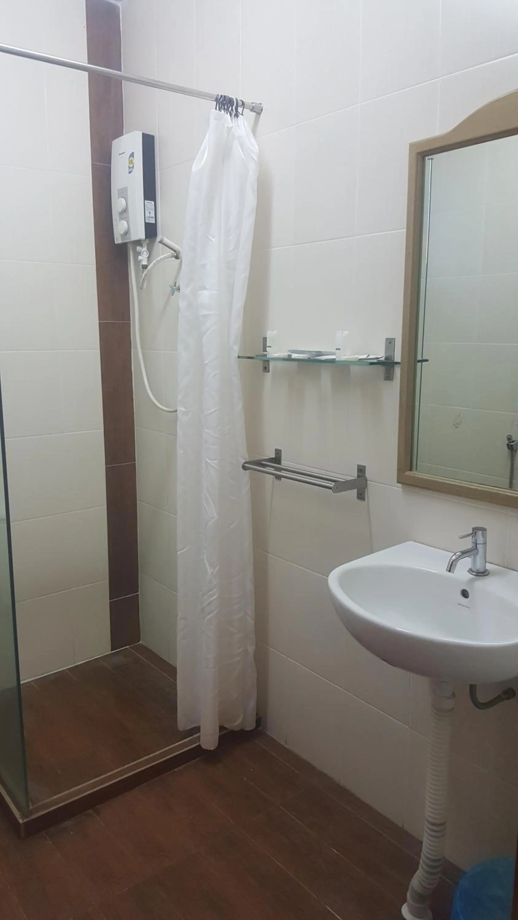 Bathroom in Bellevue The Penang Hill Hotel, Bukit Bendera