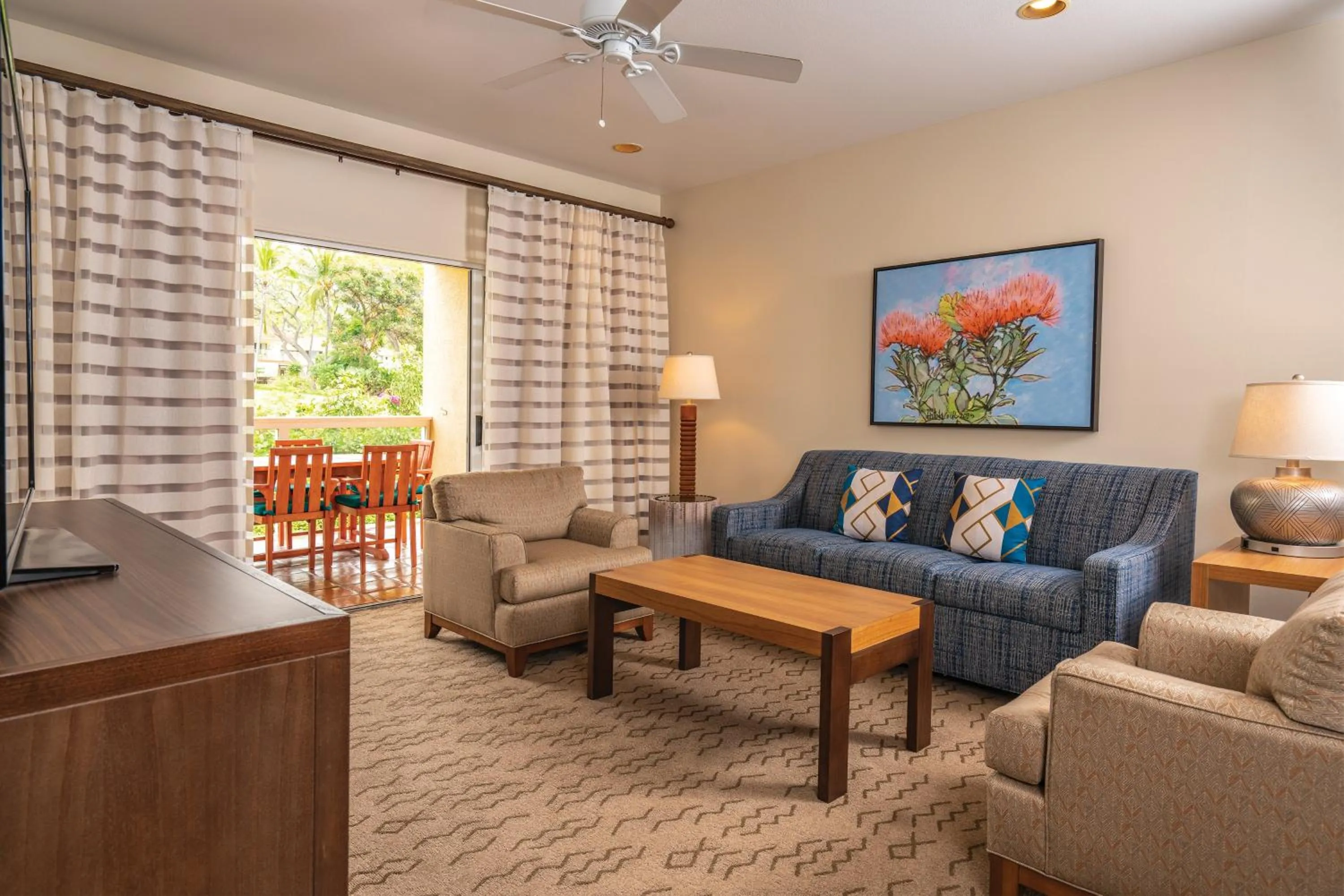 Living room in Kona Coast Resort