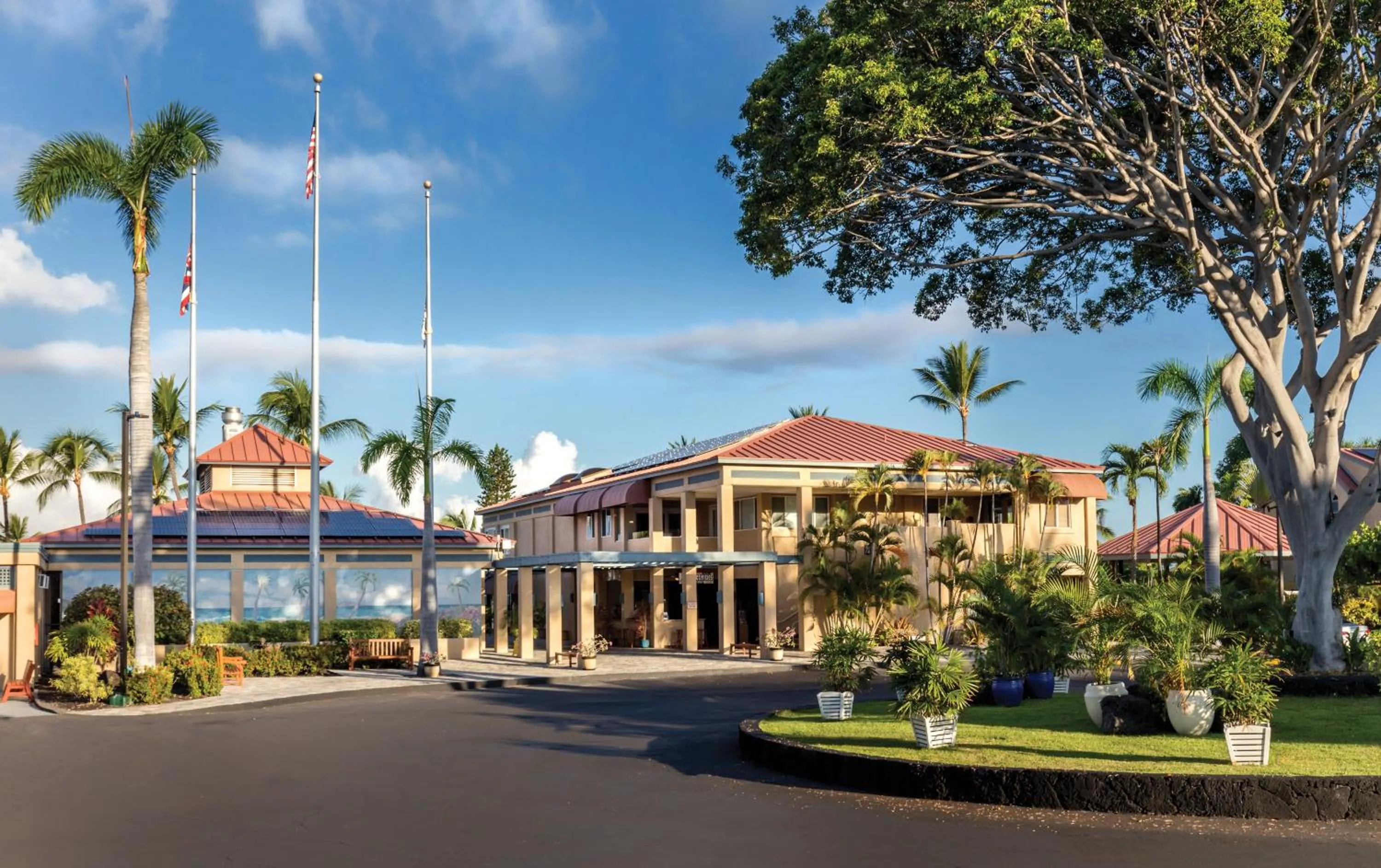 Property building in Kona Coast Resort