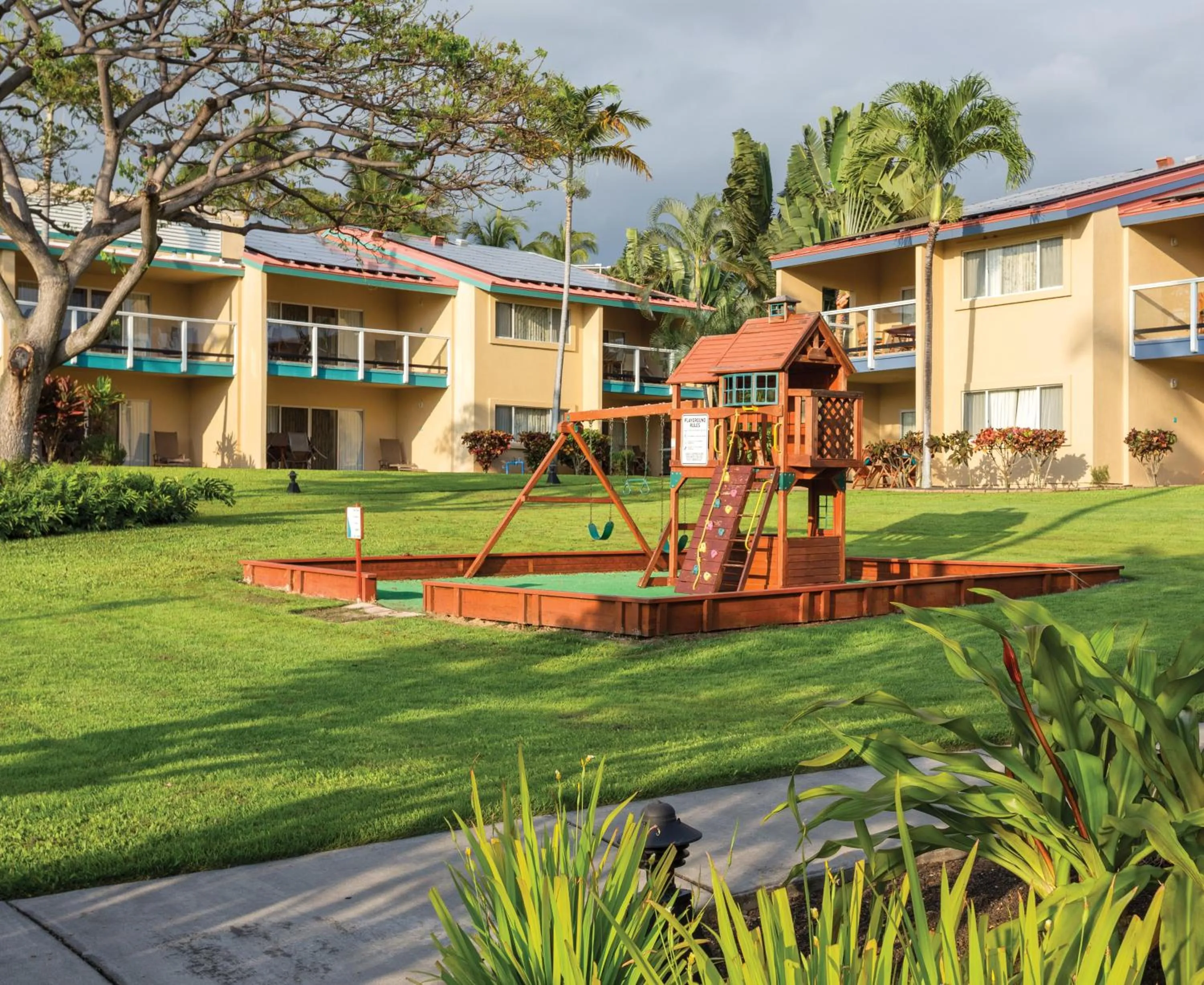 Children play ground in Kona Coast Resort
