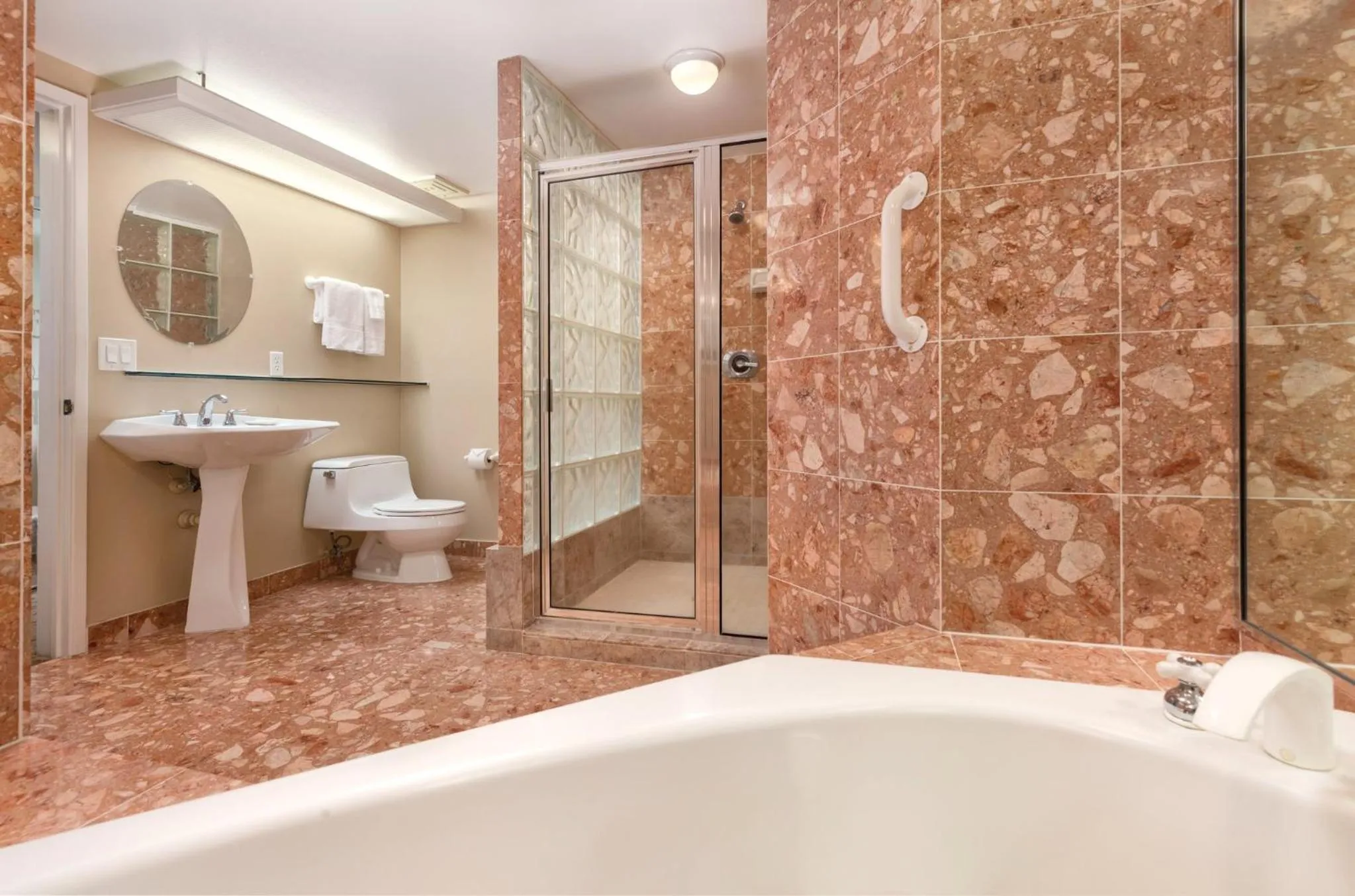 Bathroom in Kona Coast Resort