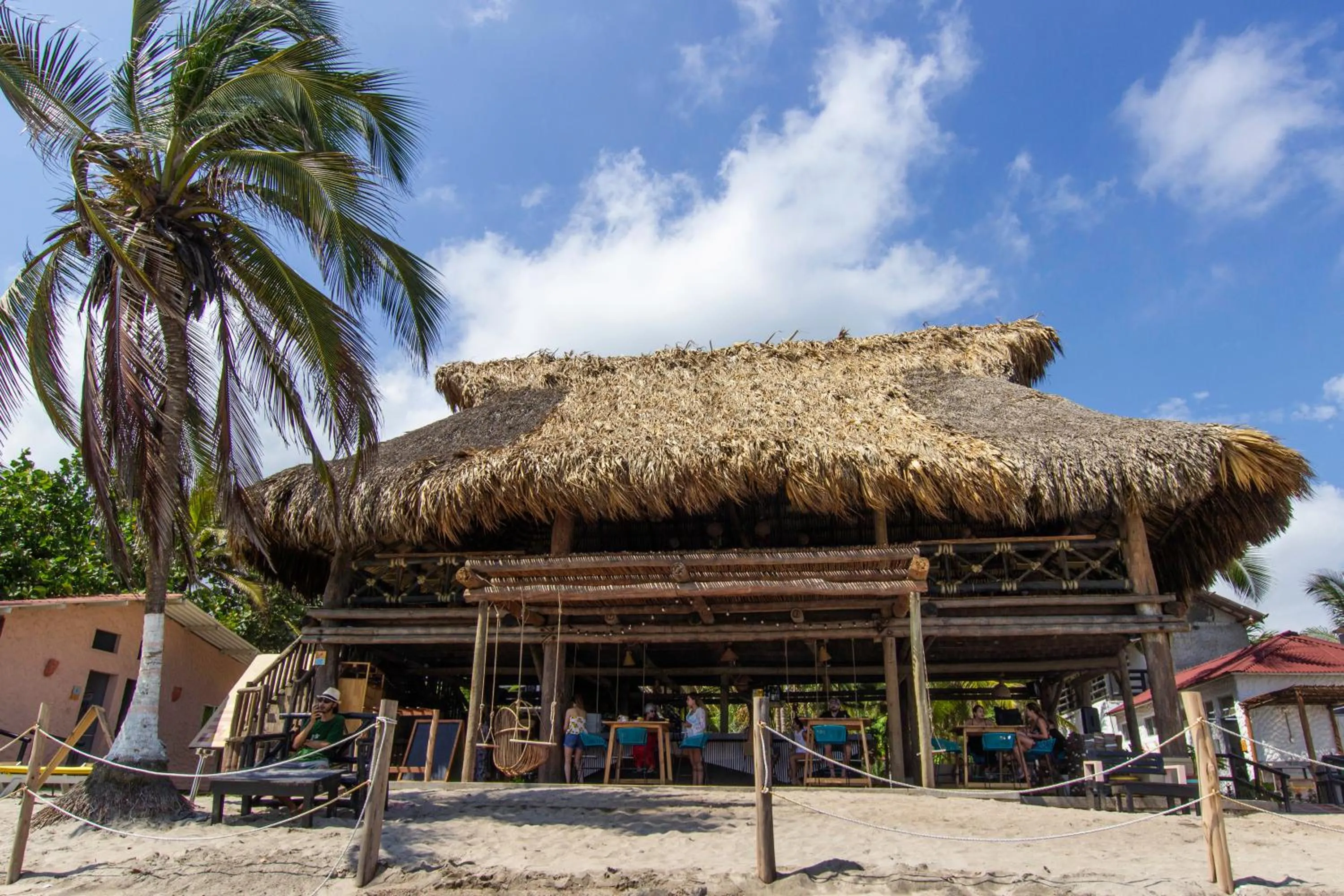 Restaurant/places to eat in Socialtel Palomino