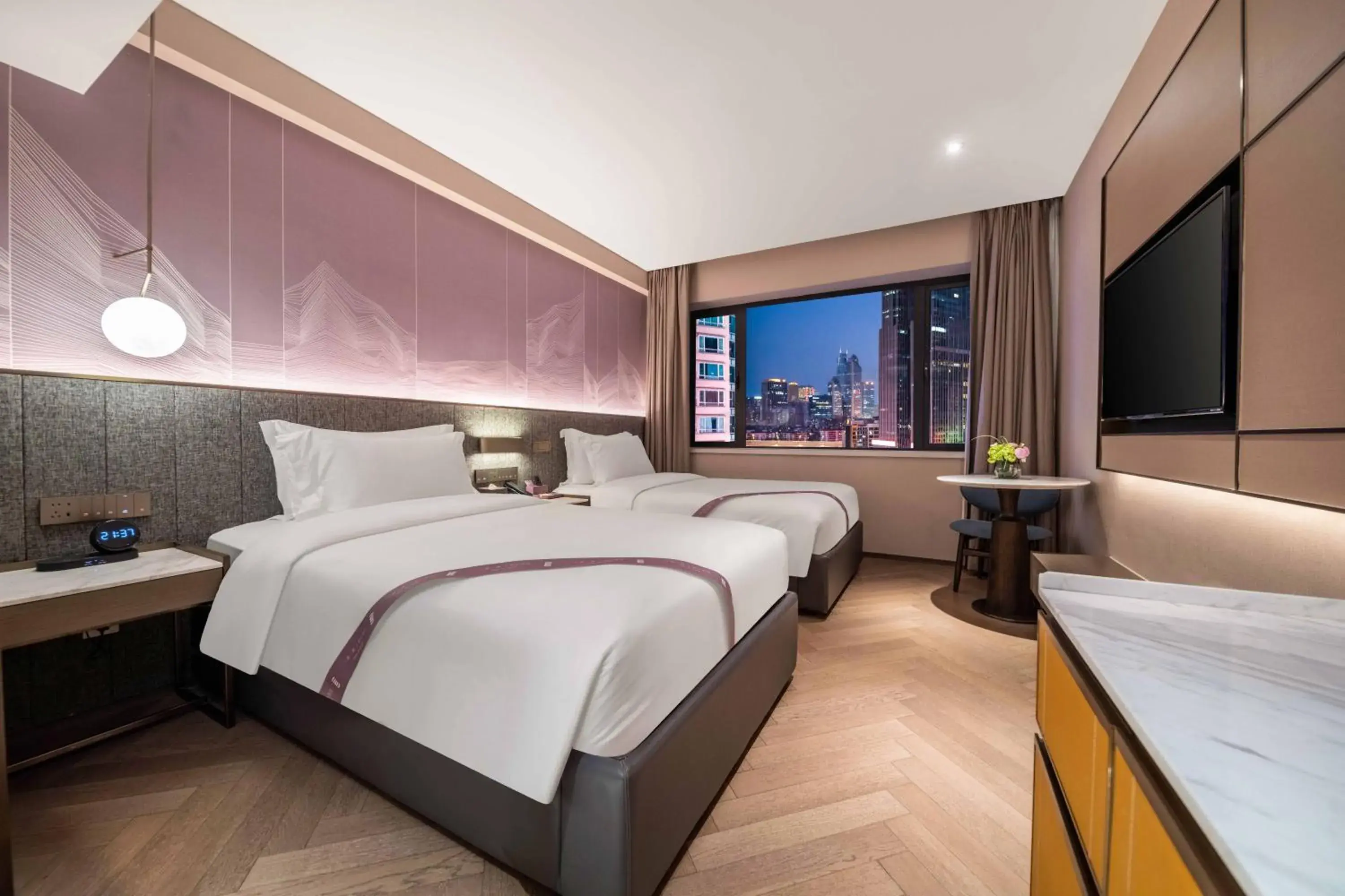 Superior Twin Room in Imperial Traders Elong Hotel 一 Canton Fair Free Round-Trip Shuttle Superior Twin Room in Imperial Traders Elong Hotel 一 Canton Fair Free Round-Trip Shuttle
