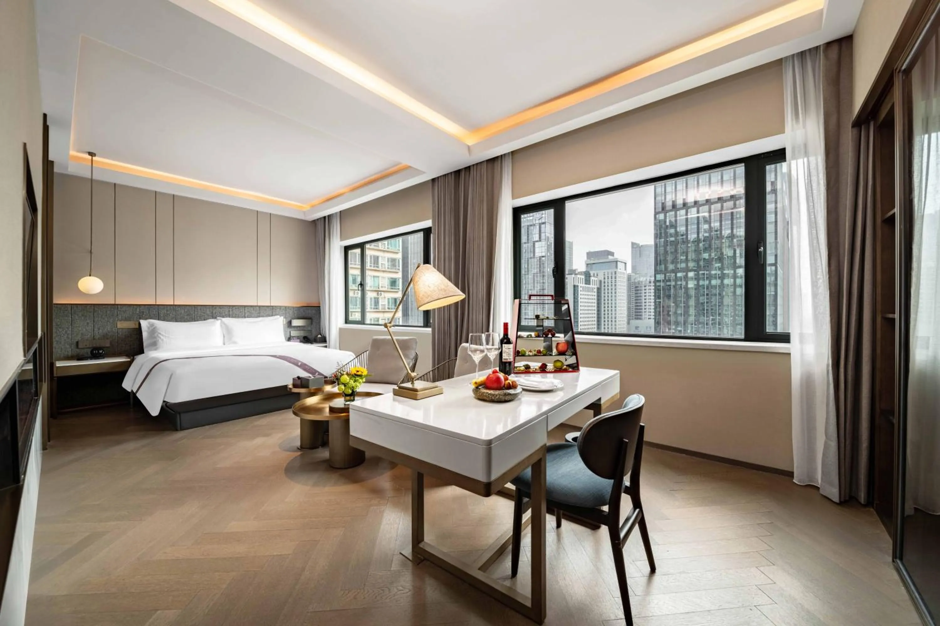 Photo of the whole room, Bed in Imperial Traders Elong Hotel