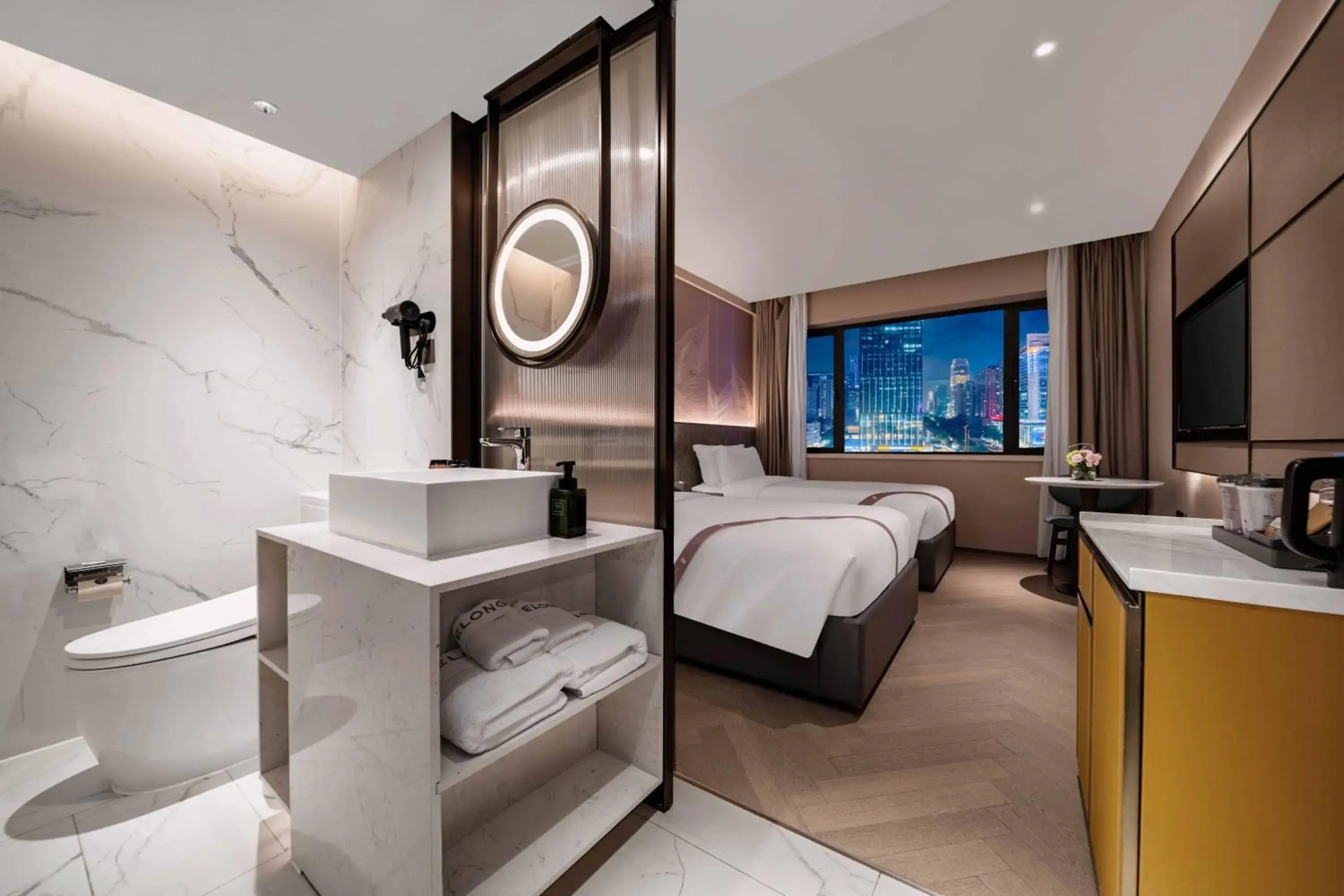 Deluxe City-view Twin Room in Imperial Traders Elong Hotel Deluxe City-view Twin Room in Imperial Traders Elong Hotel