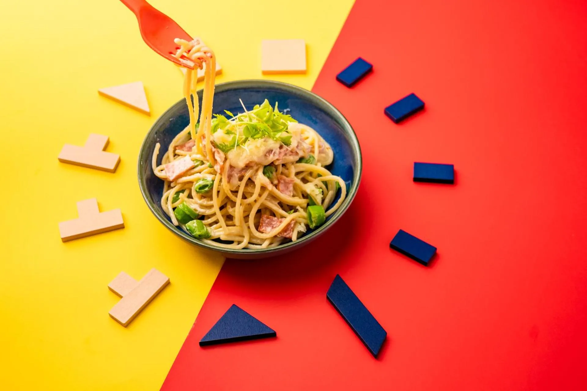 Food and drinks in Amber East Hotel