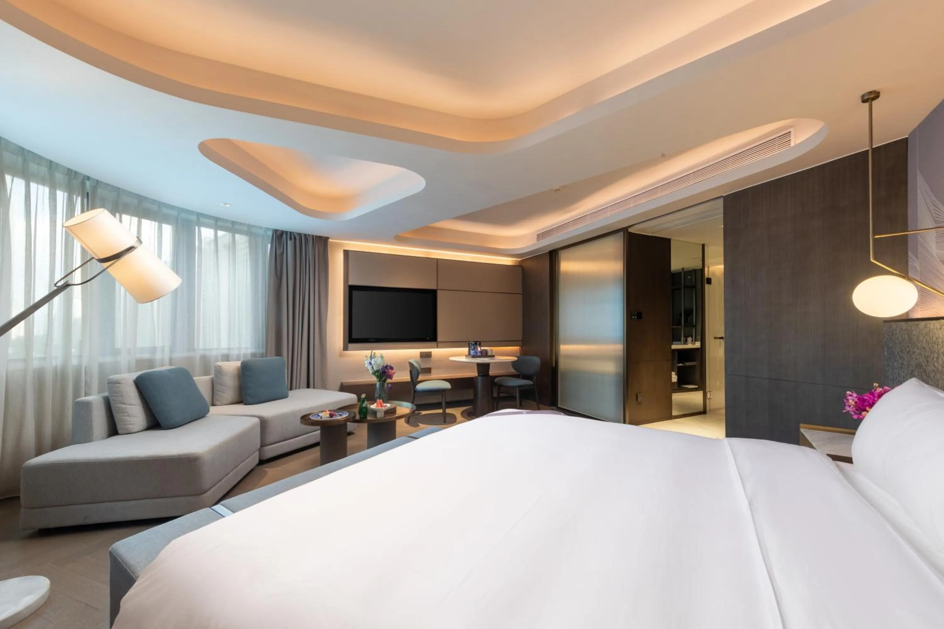 Photo of the whole room, Bed in Amber East Hotel