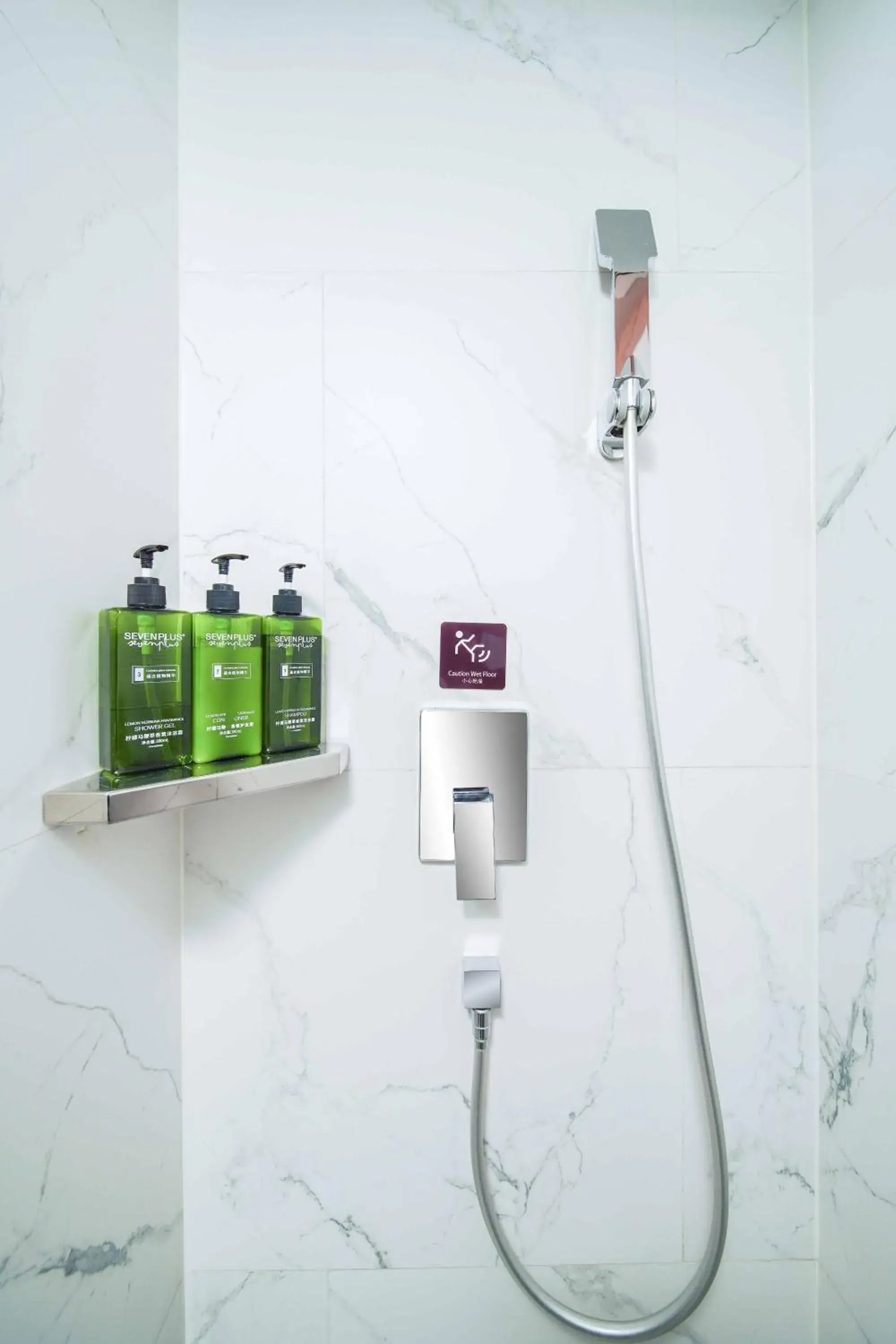 Superior Twin Room in Imperial Traders Elong Hotel Superior Twin Room in Imperial Traders Elong Hotel