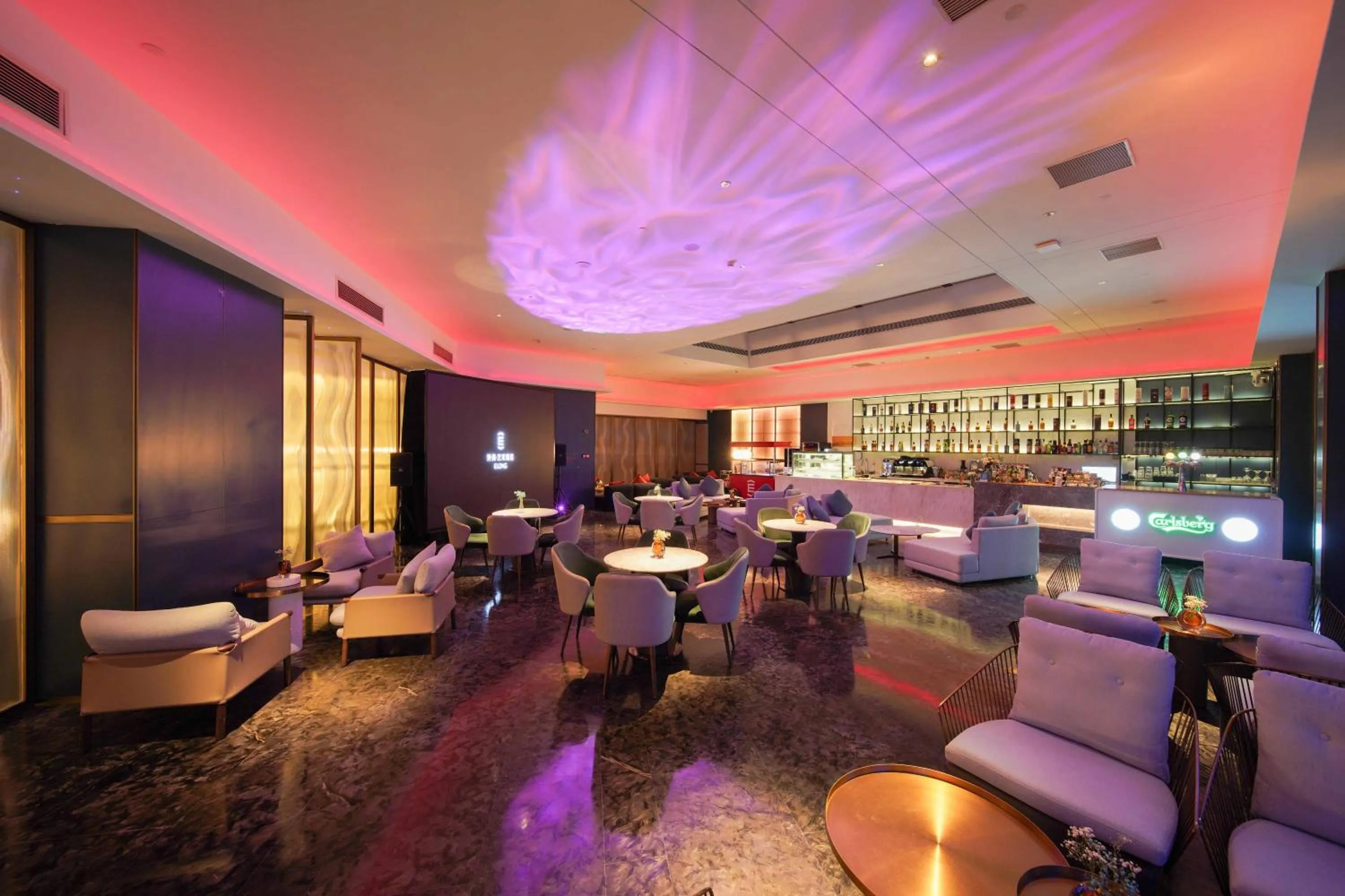 Lounge or bar in Imperial Traders Elong Hotel