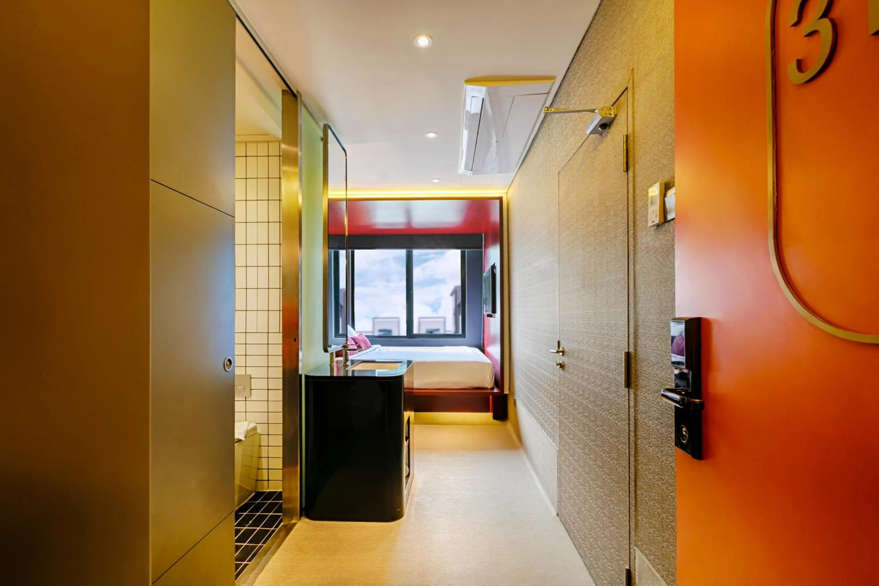 Bed in The Upper House, Batu Kawan