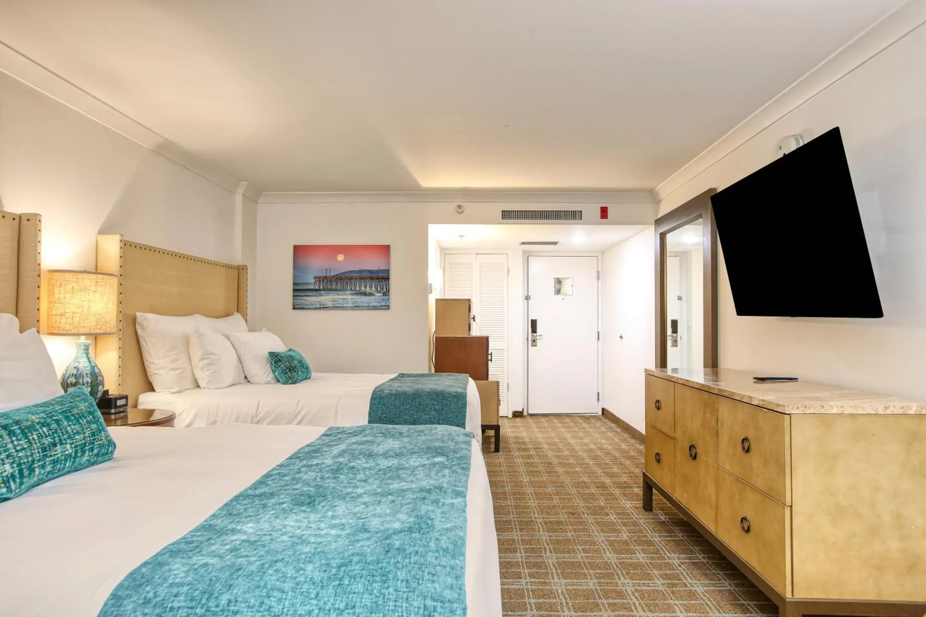 Bed in The Cliffs Hotel and Spa Bed in The Cliffs Hotel and Spa