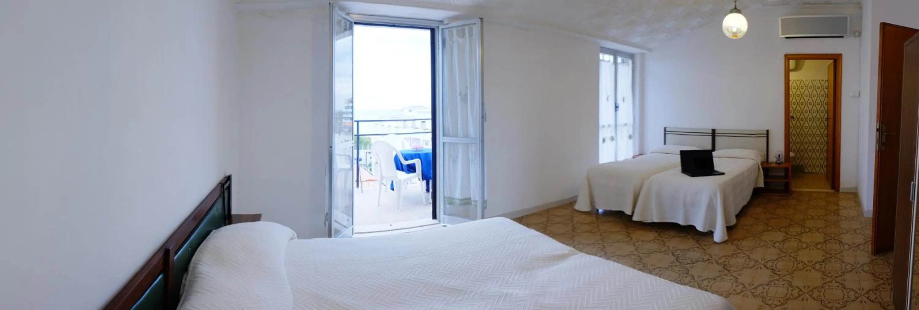 Bedroom, Bed in Hotel Blurelda