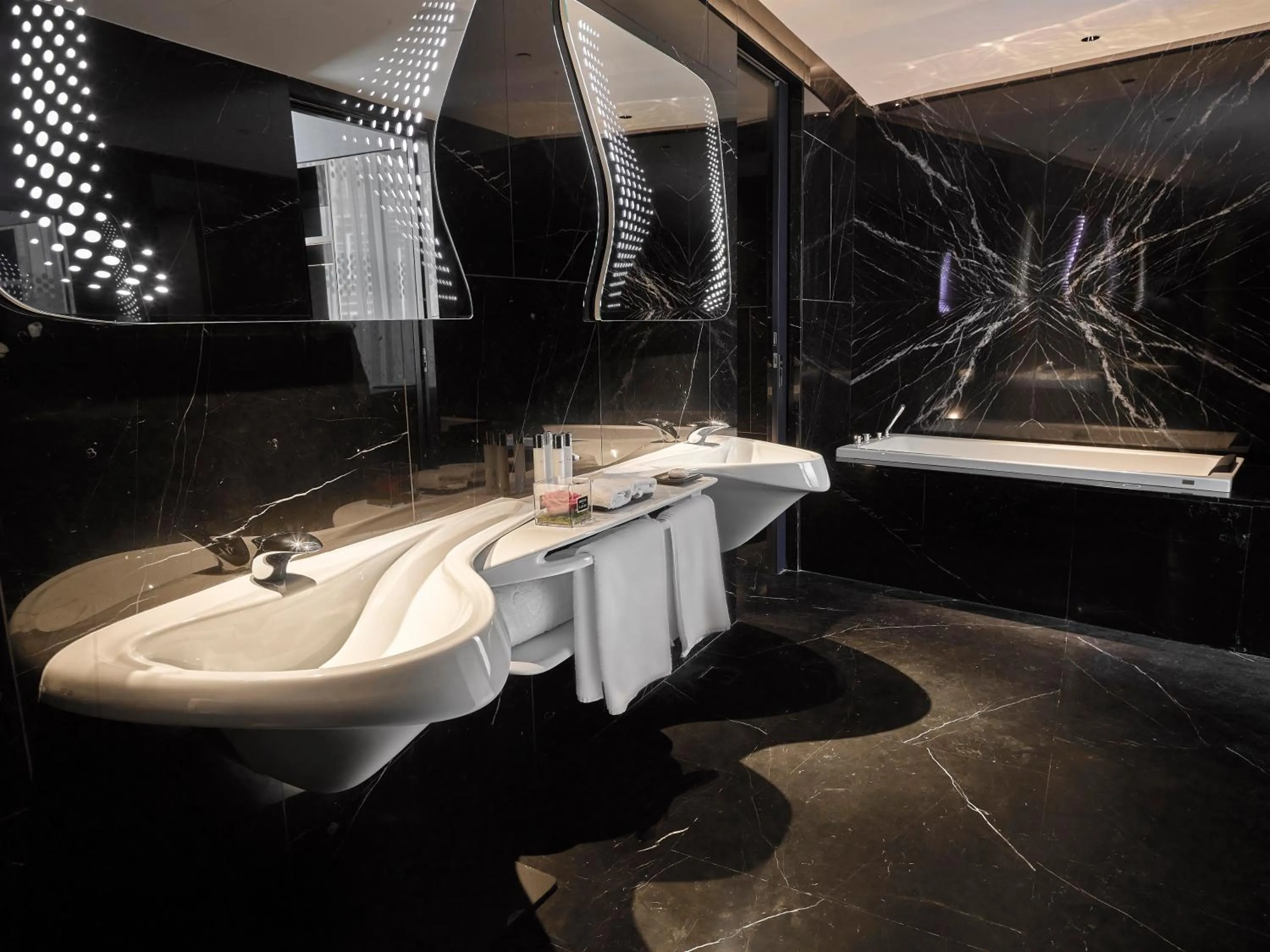 Bathroom in ME Dubai by Meliá