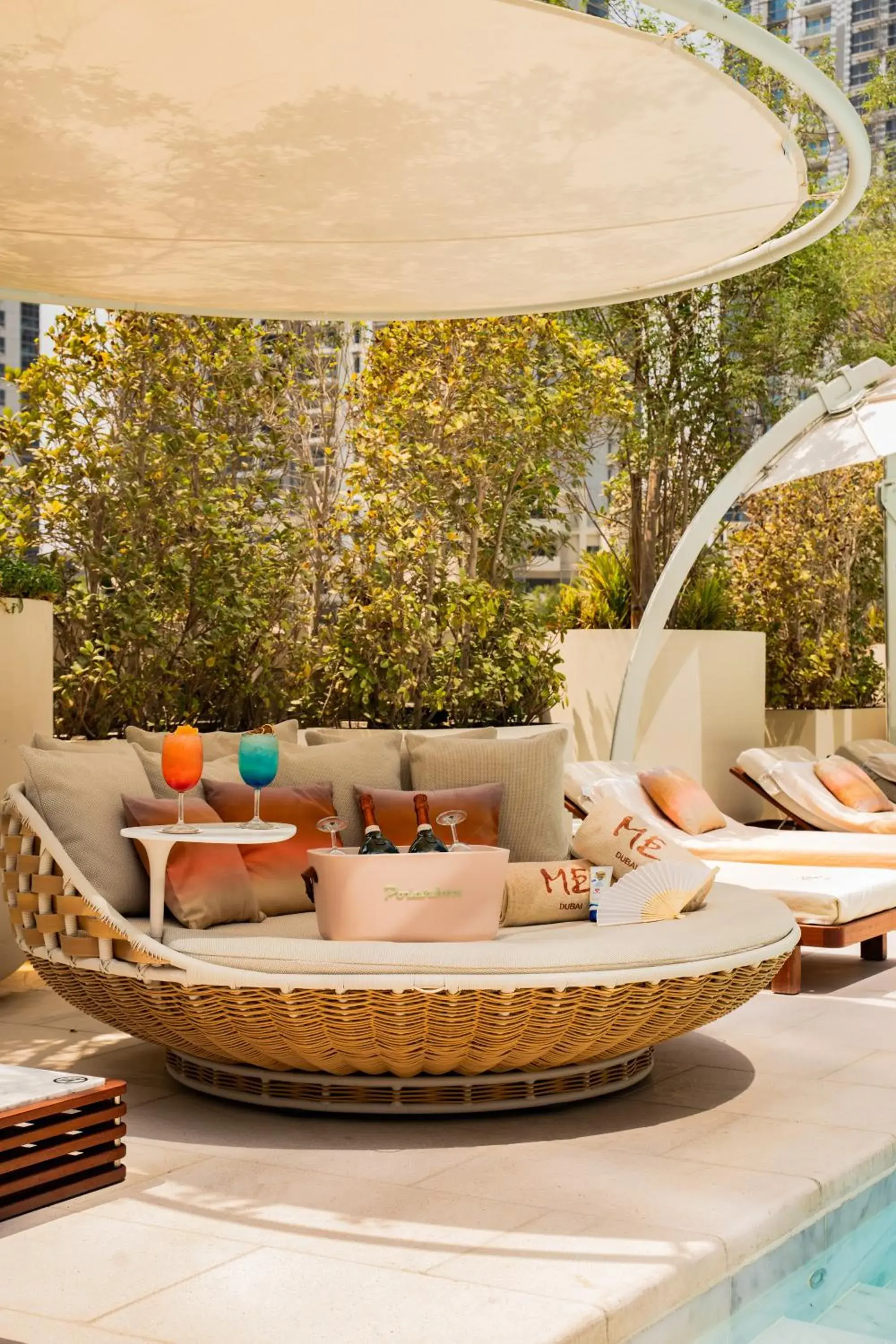 Swimming pool in ME Dubai by Meliá Swimming pool in ME Dubai by Meliá