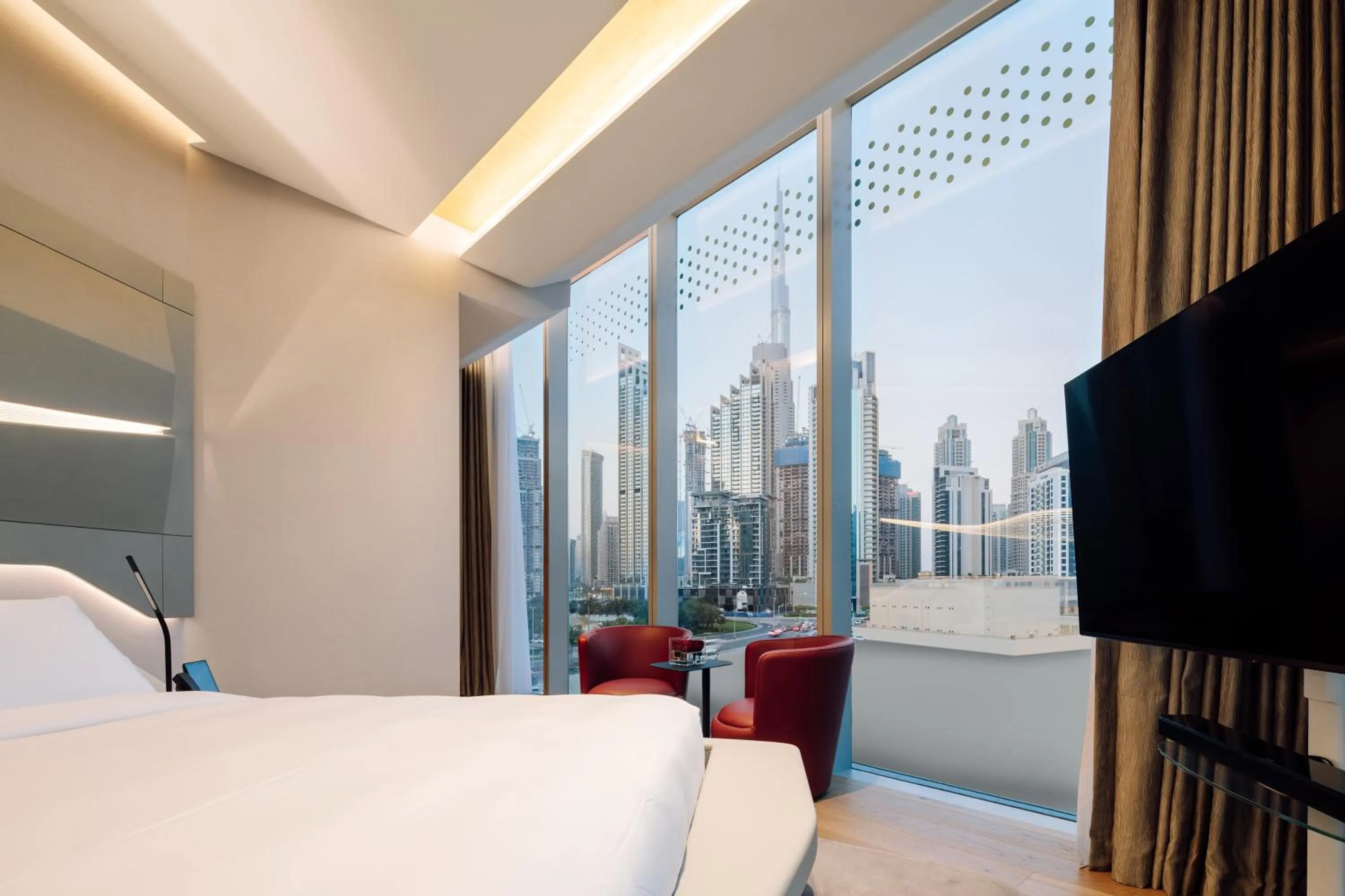 Bed in ME Dubai by Meliá