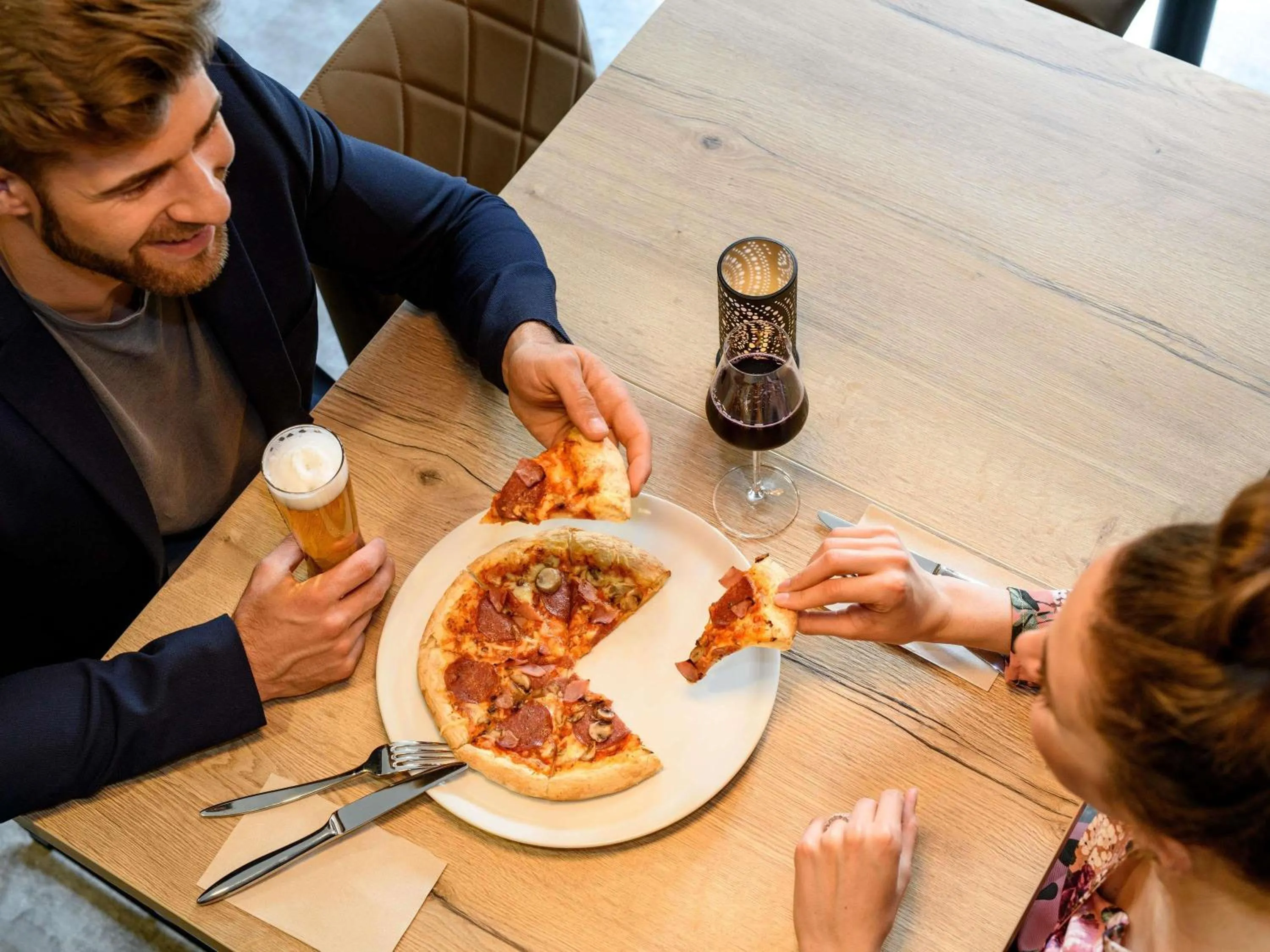 Lounge or bar in ibis Styles Magdeburg