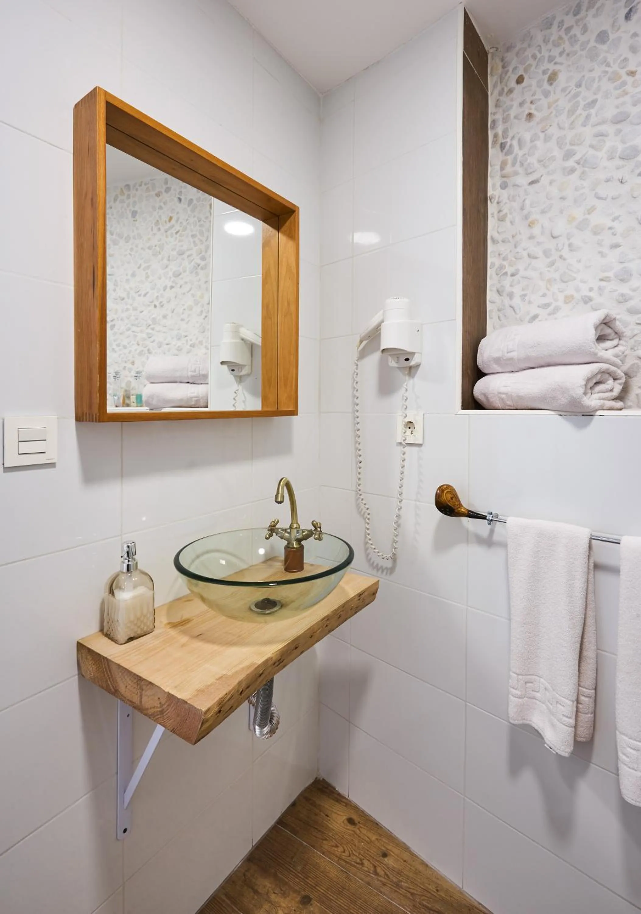 Bathroom in Rooms Vita