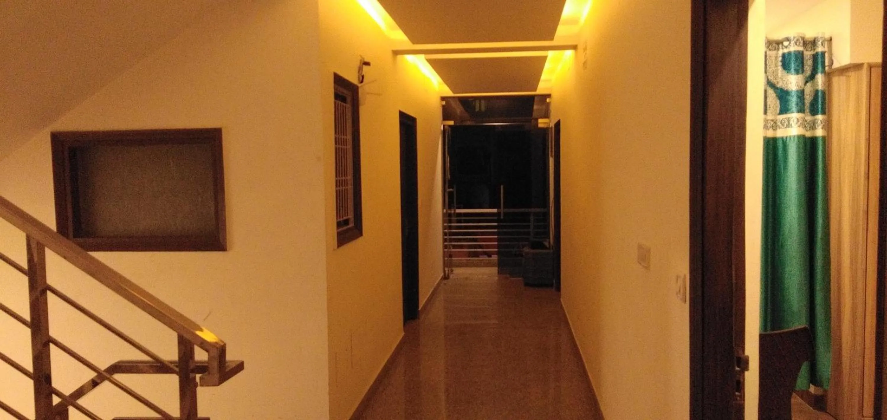 Airport Hotel Golden Bliss At New Delhi International Airport