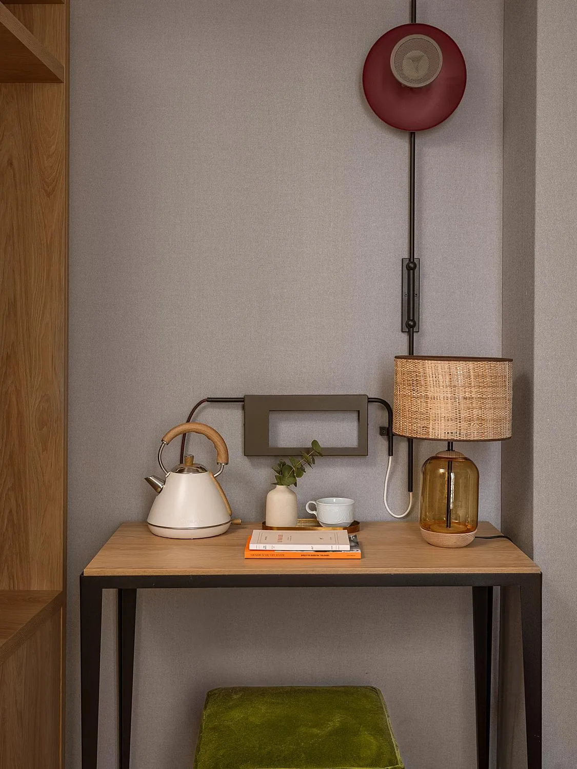 Coffee/tea facilities in Hôtel Zélie Champs-Elysées
