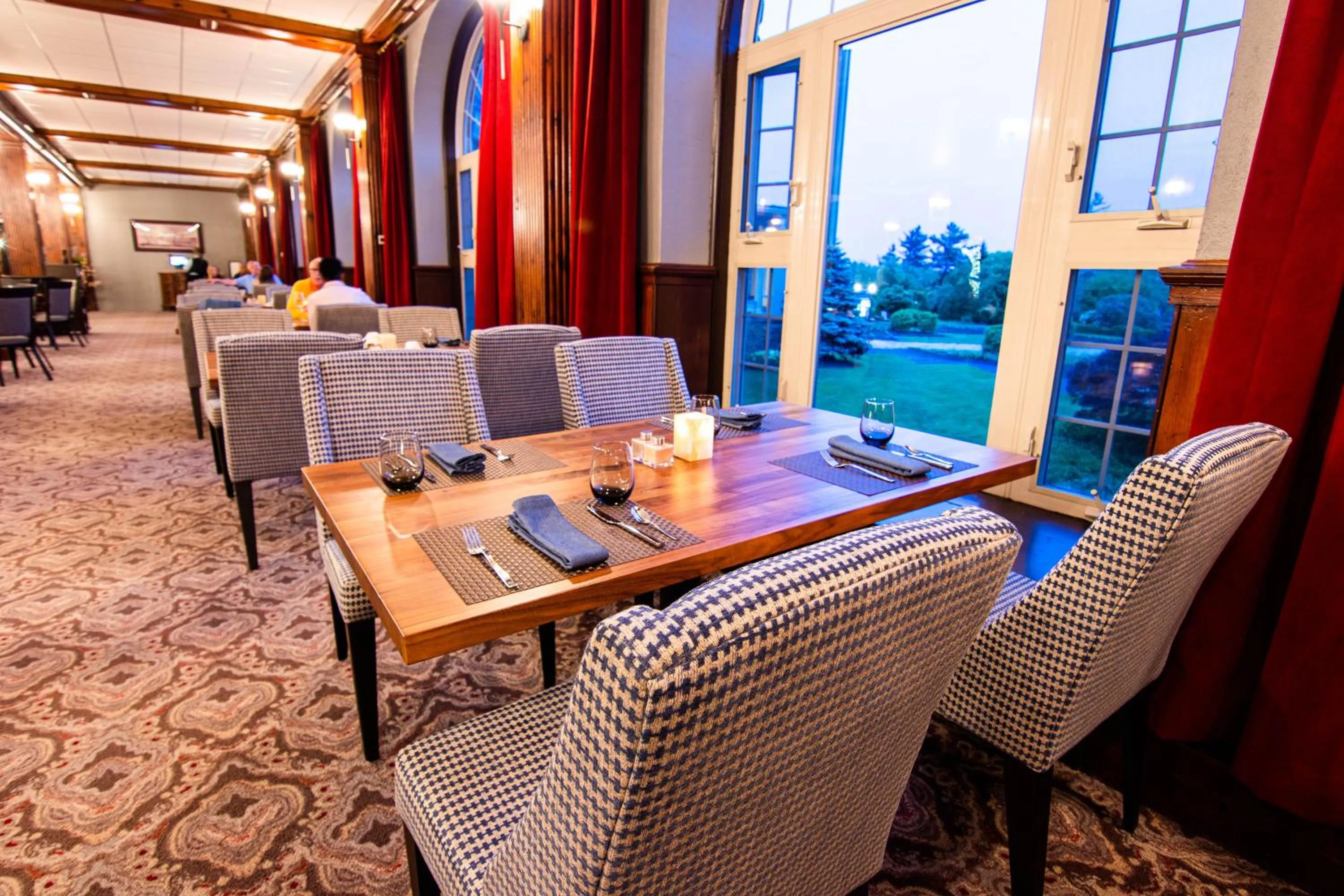 Restaurant/places to eat in Skytop Lodge