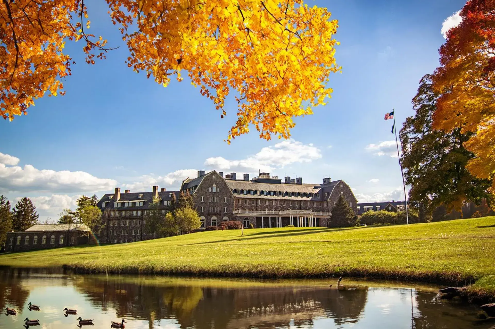 Property building in Skytop Lodge Property building in Skytop Lodge