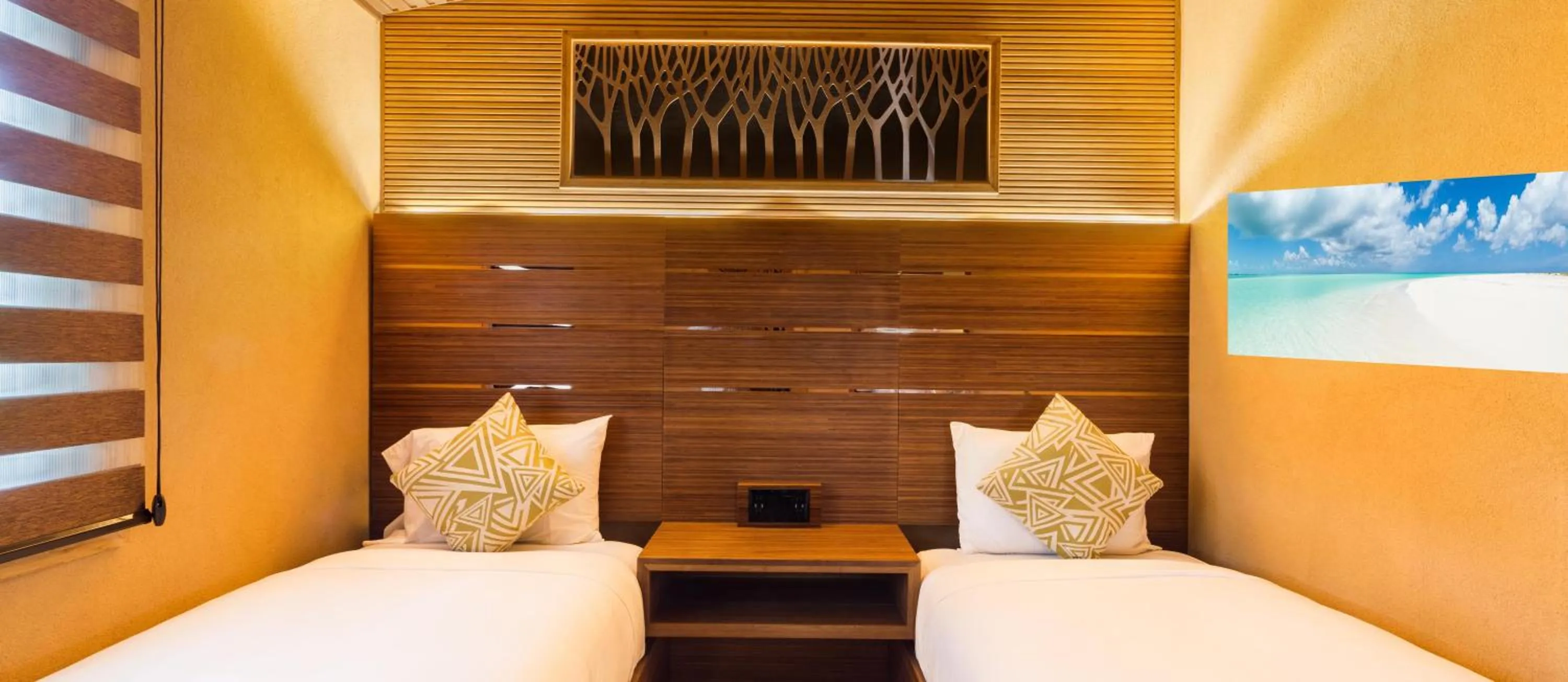 Photo of the whole room, Bed in Kokomo Botanical Resort - Caribbean Family Cottages