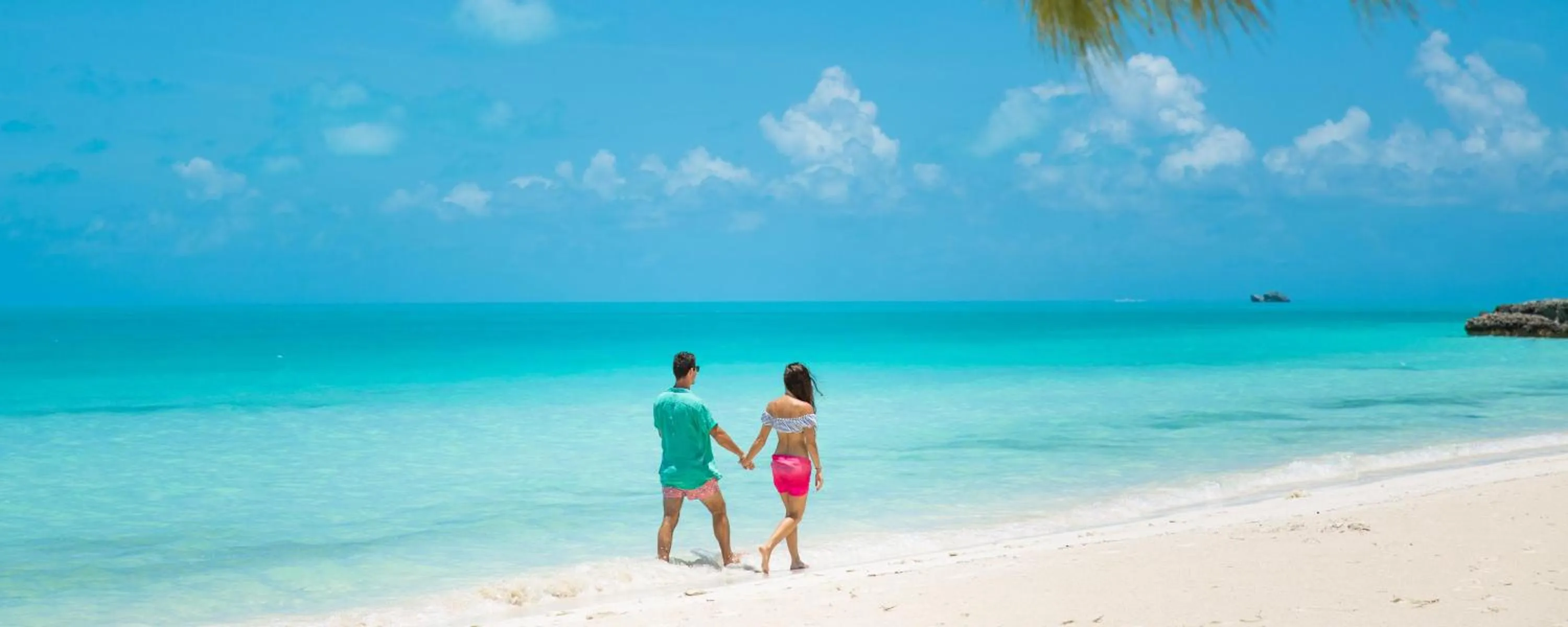 Beach in Kokomo Botanical Resort - Caribbean Family Cottages
