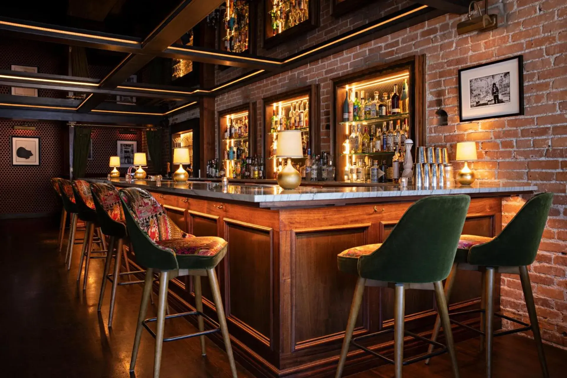 Lounge or bar in Granada Hotel & Bistro Lounge or bar in Granada Hotel & Bistro