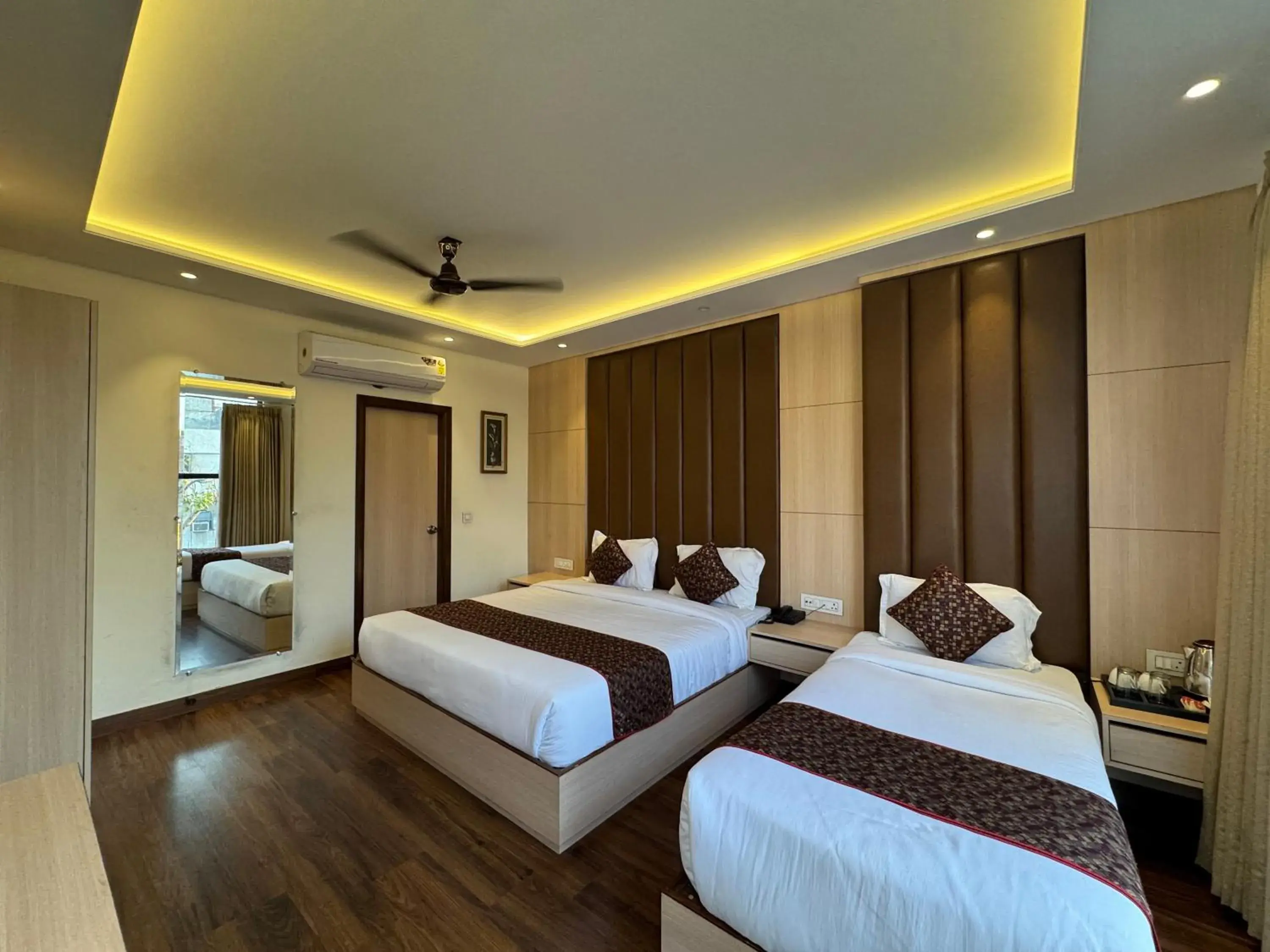 Photo of the whole room, Bed in Hotel Exotic - 5 min walk from Golden Temple Photo of the whole room, Bed in Hotel Exotic - 5 min walk from Golden Temple