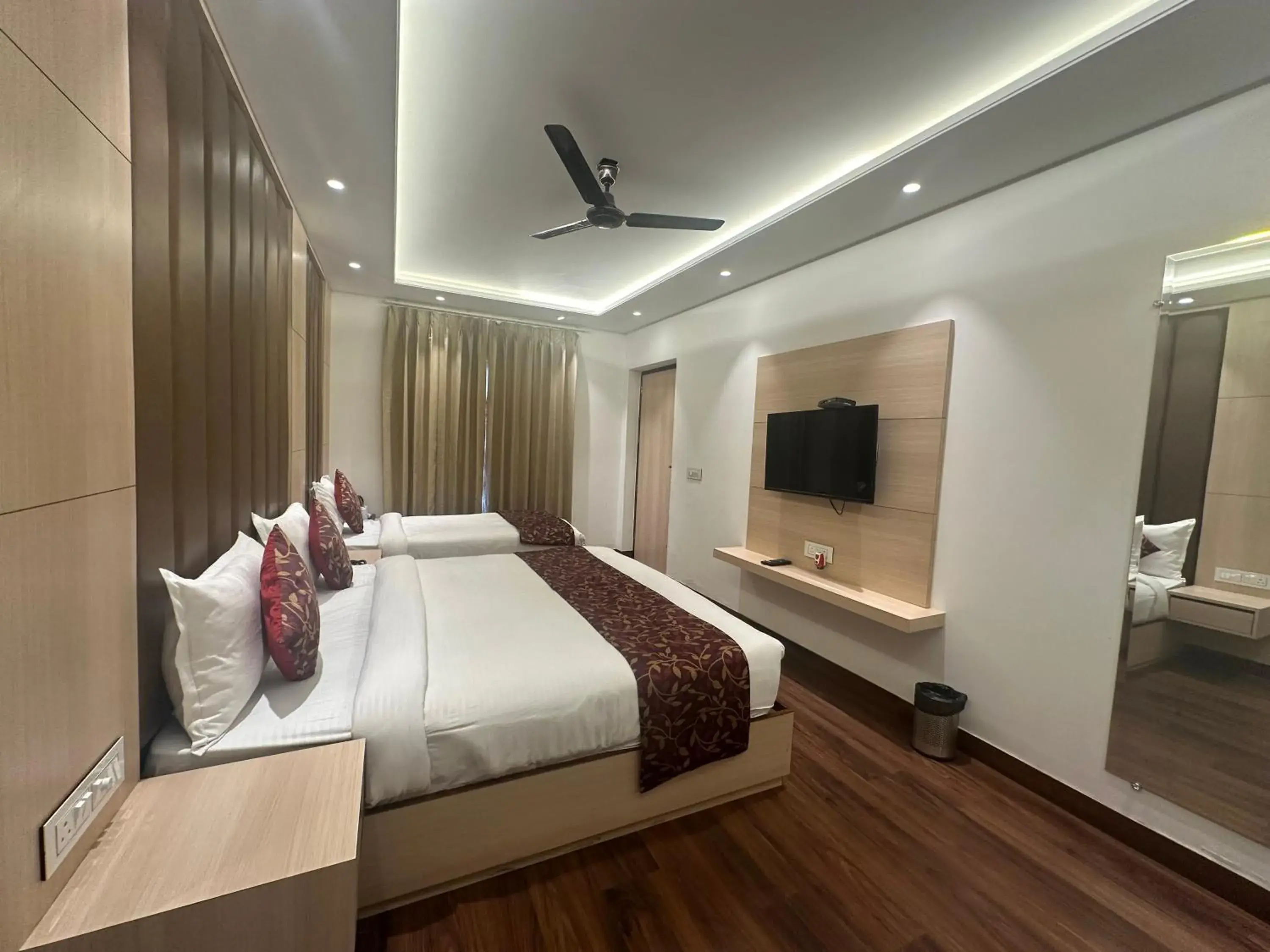 Bed in Hotel Exotic - 5 min walk from Golden Temple Bed in Hotel Exotic - 5 min walk from Golden Temple