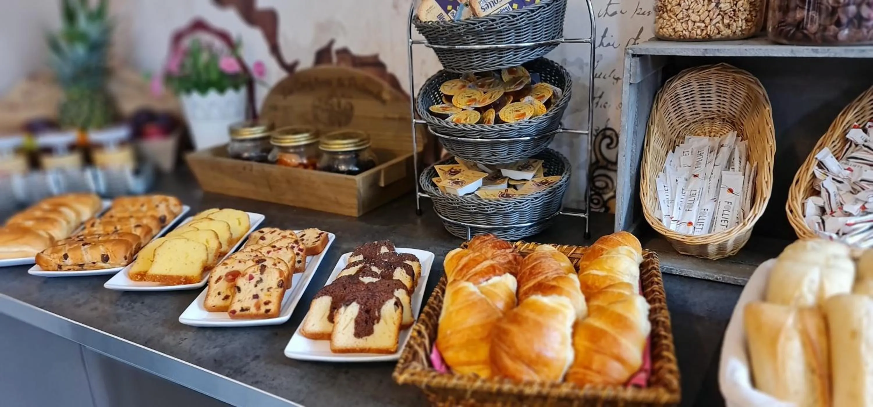 Breakfast in Hotel du Mas