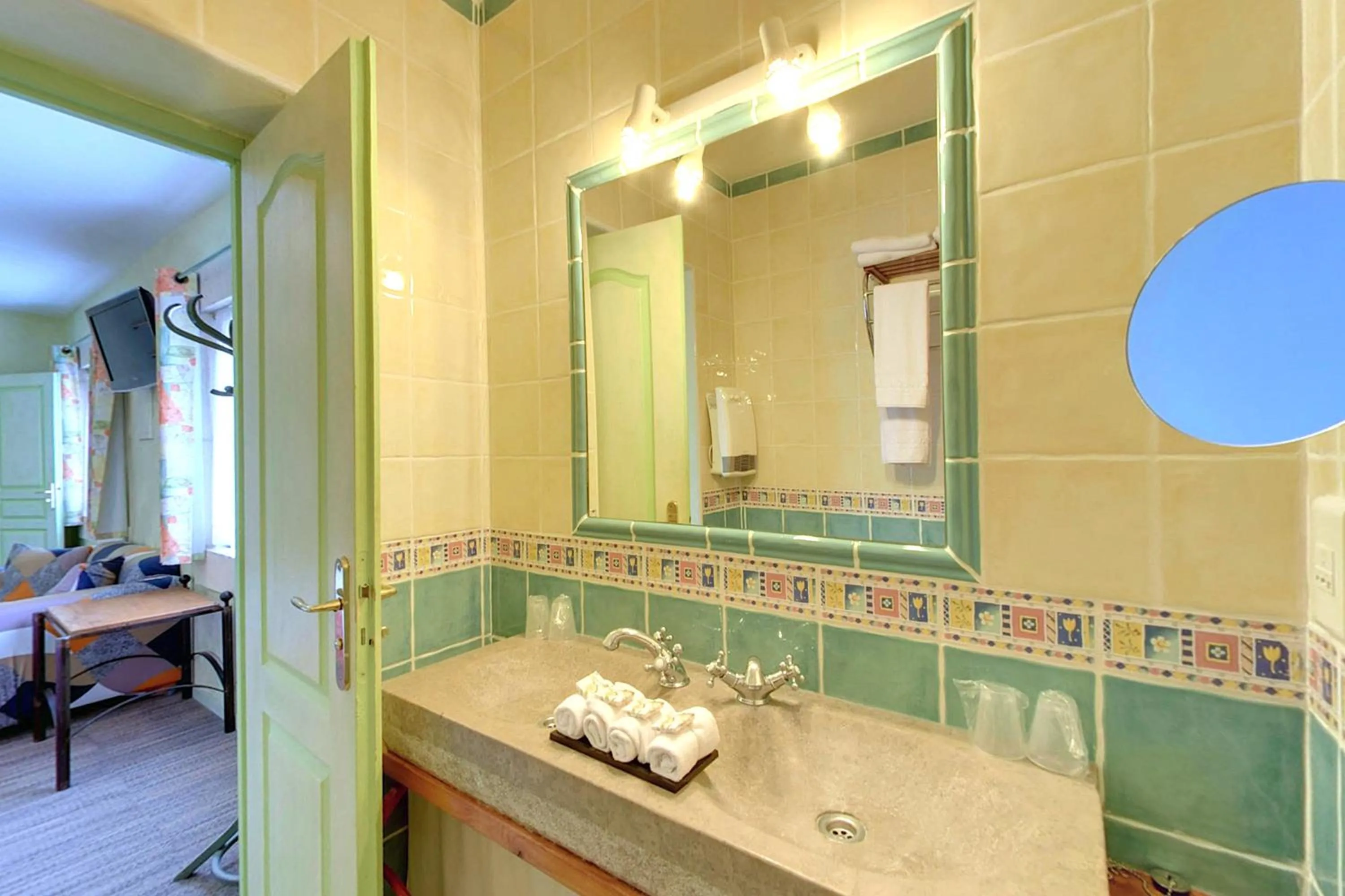 Bathroom in Hotel du Mas