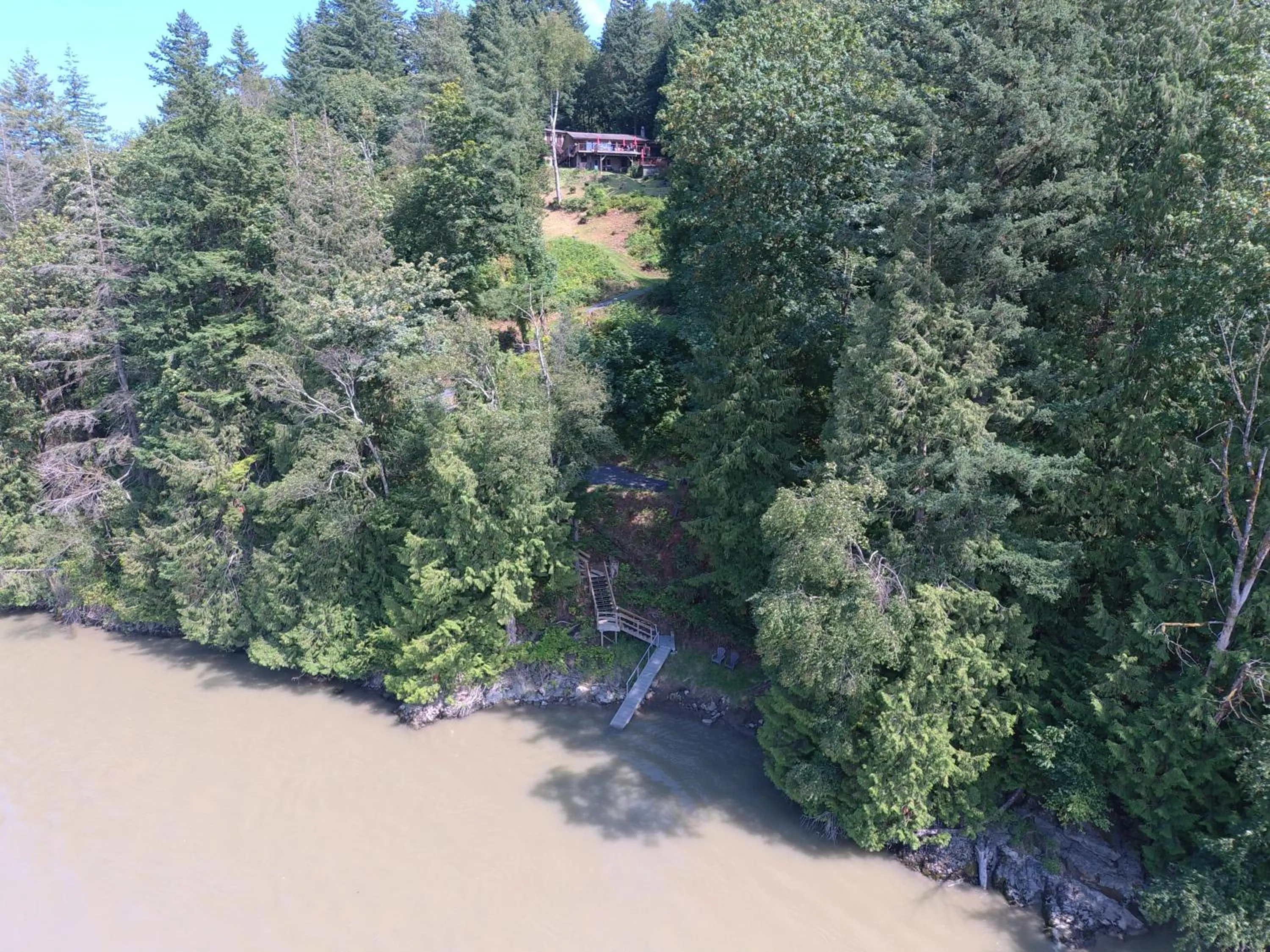 Bird's eye view in The Fraser River's Edge B&B Lodge
