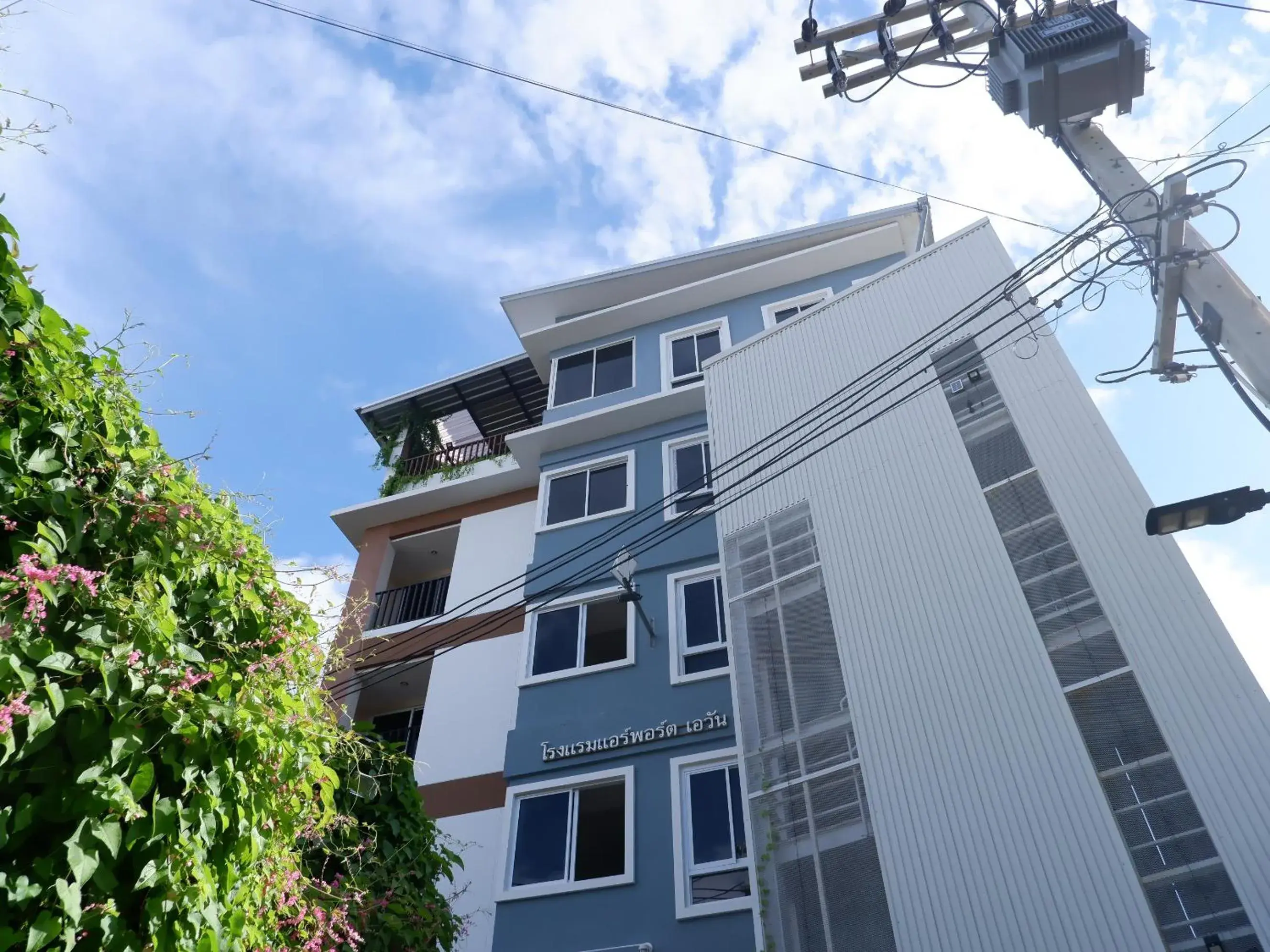 Property building in Airport A1 Hotel Property building in Airport A1 Hotel